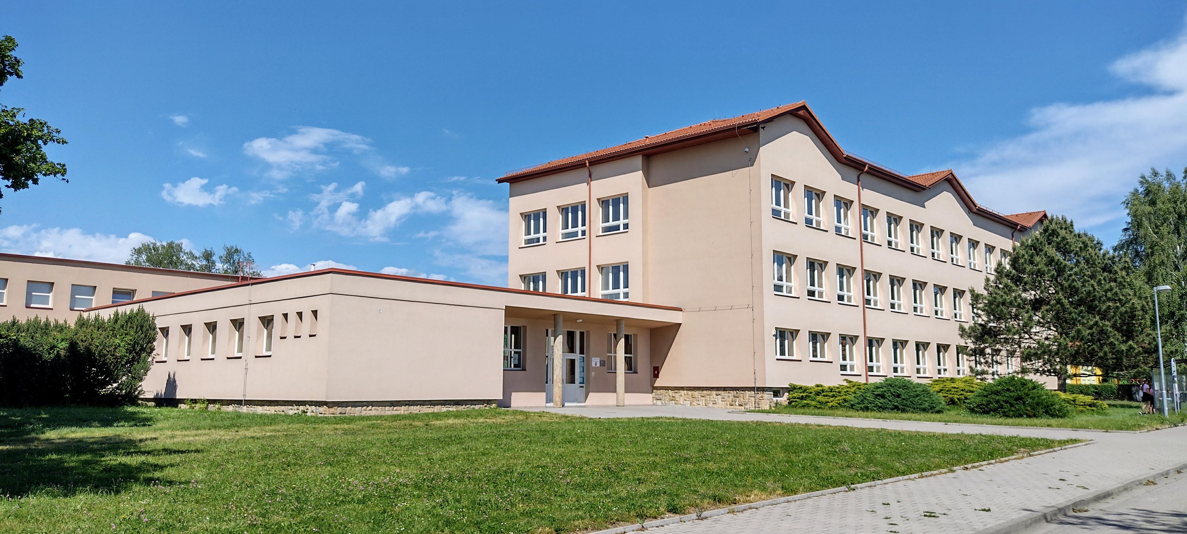 ZŠ Eduarda Štorcha a MŠ Ostroměř foto 2