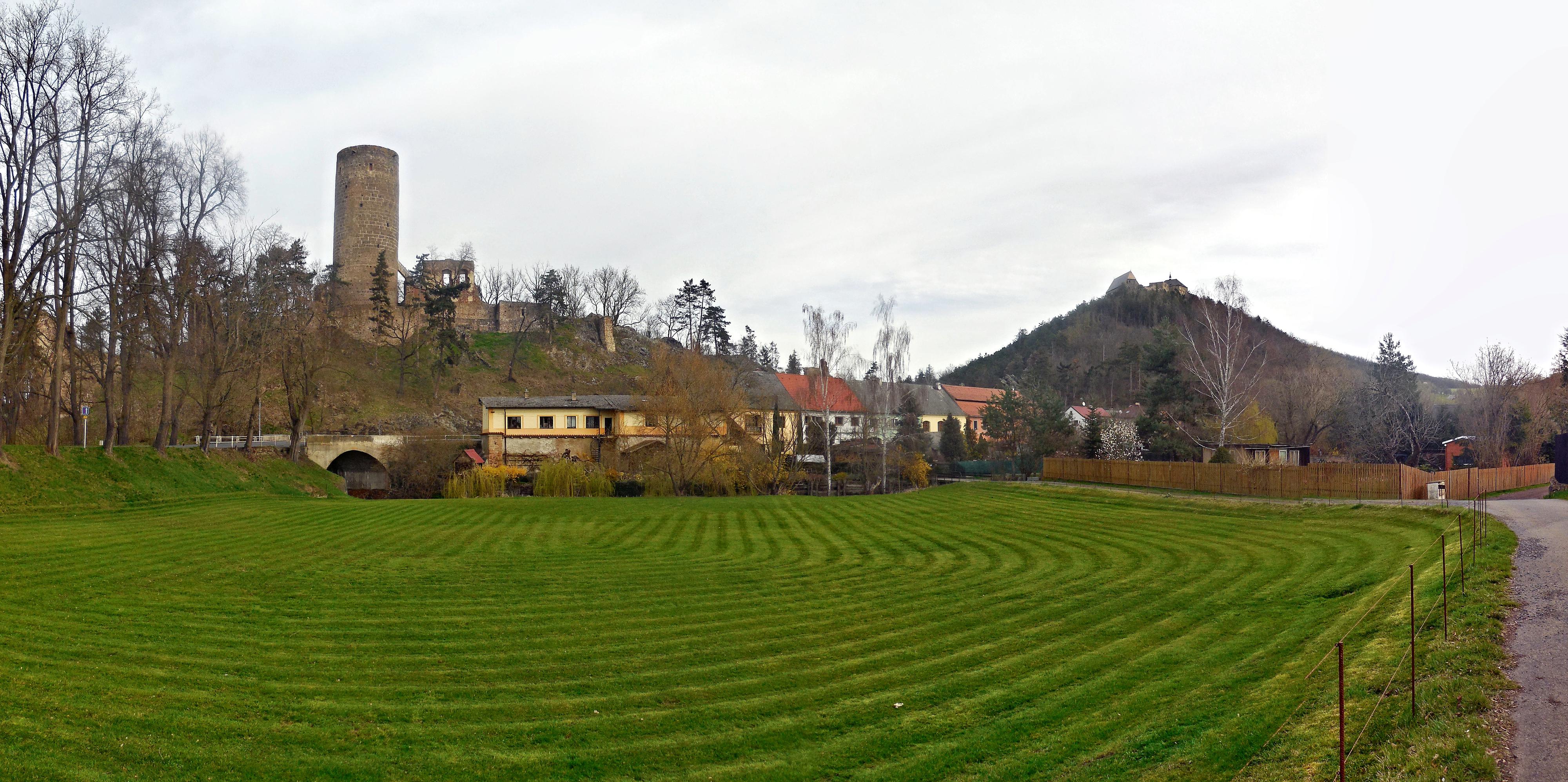 Točník - obecní úřad foto 4