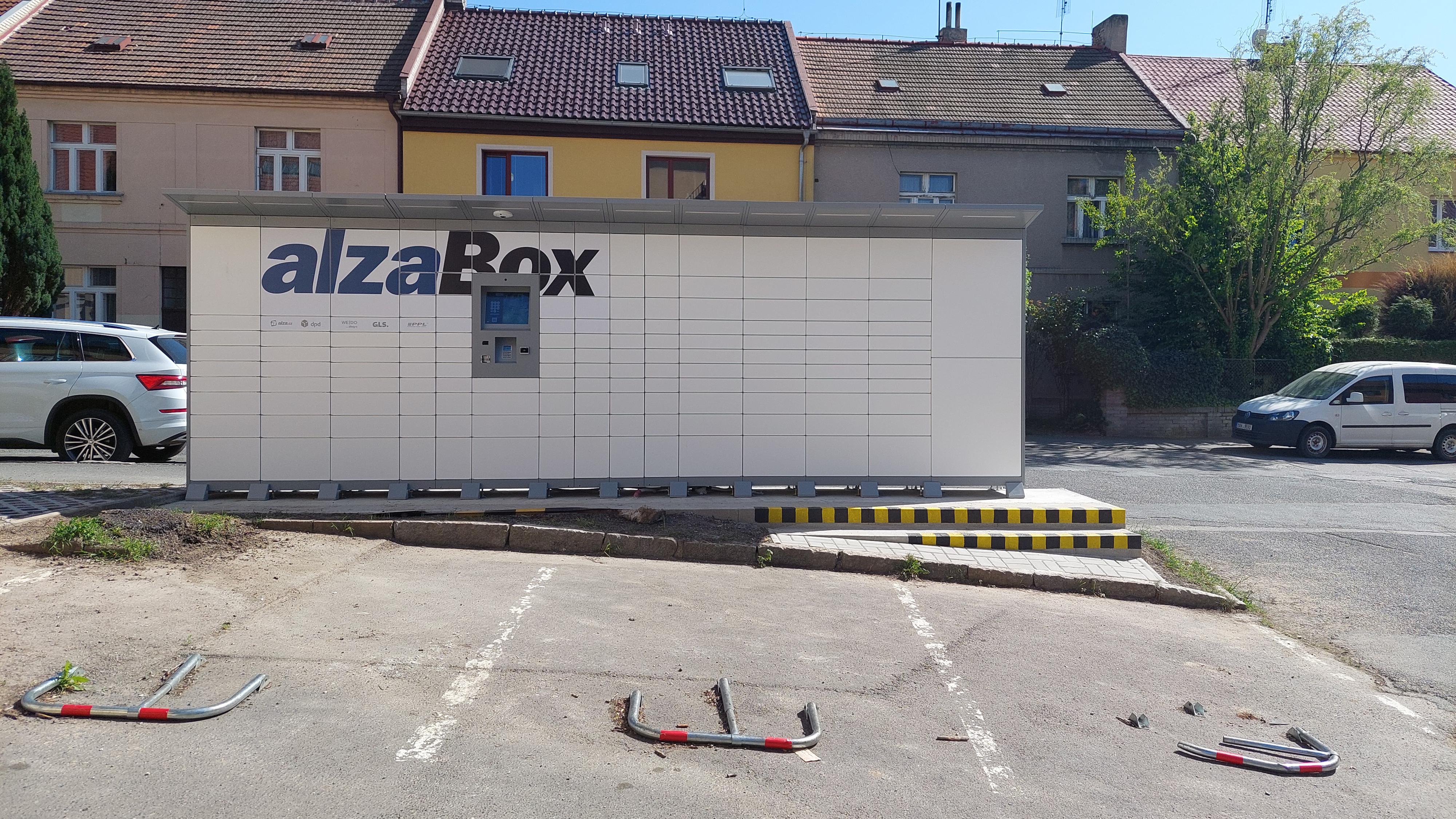 AlzaBox