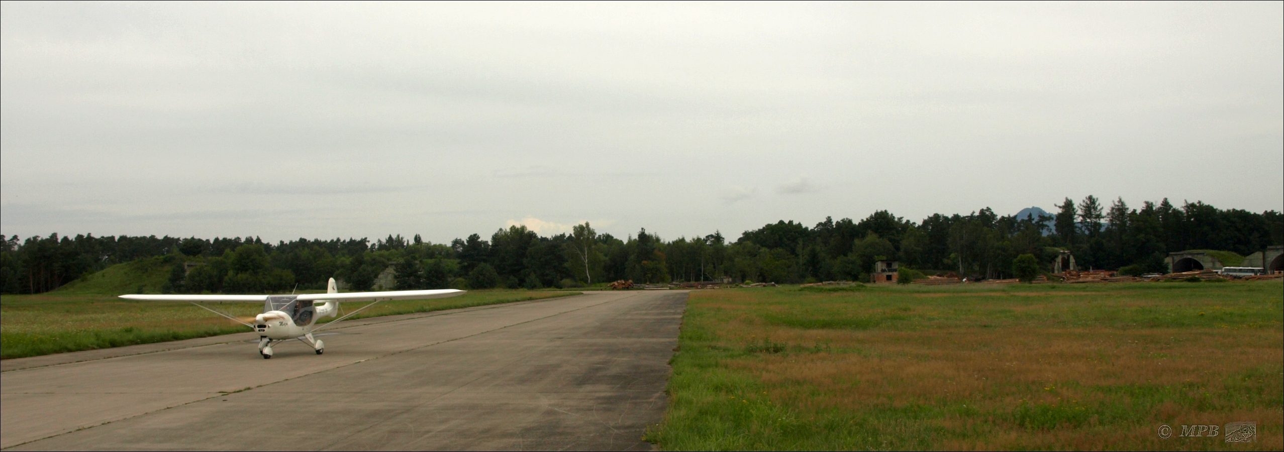 Letiště Hradčany foto 2