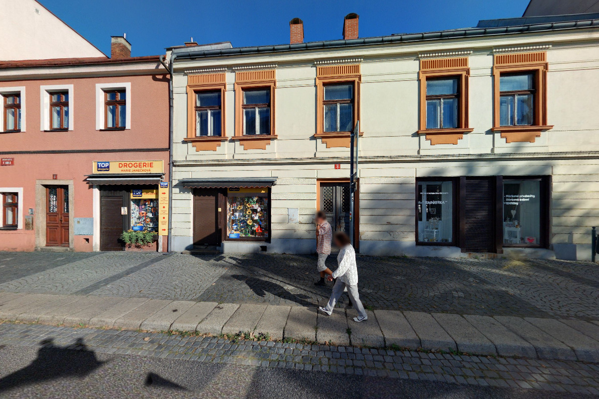 Radůstka - obchod s dárkovými předměty a květinami