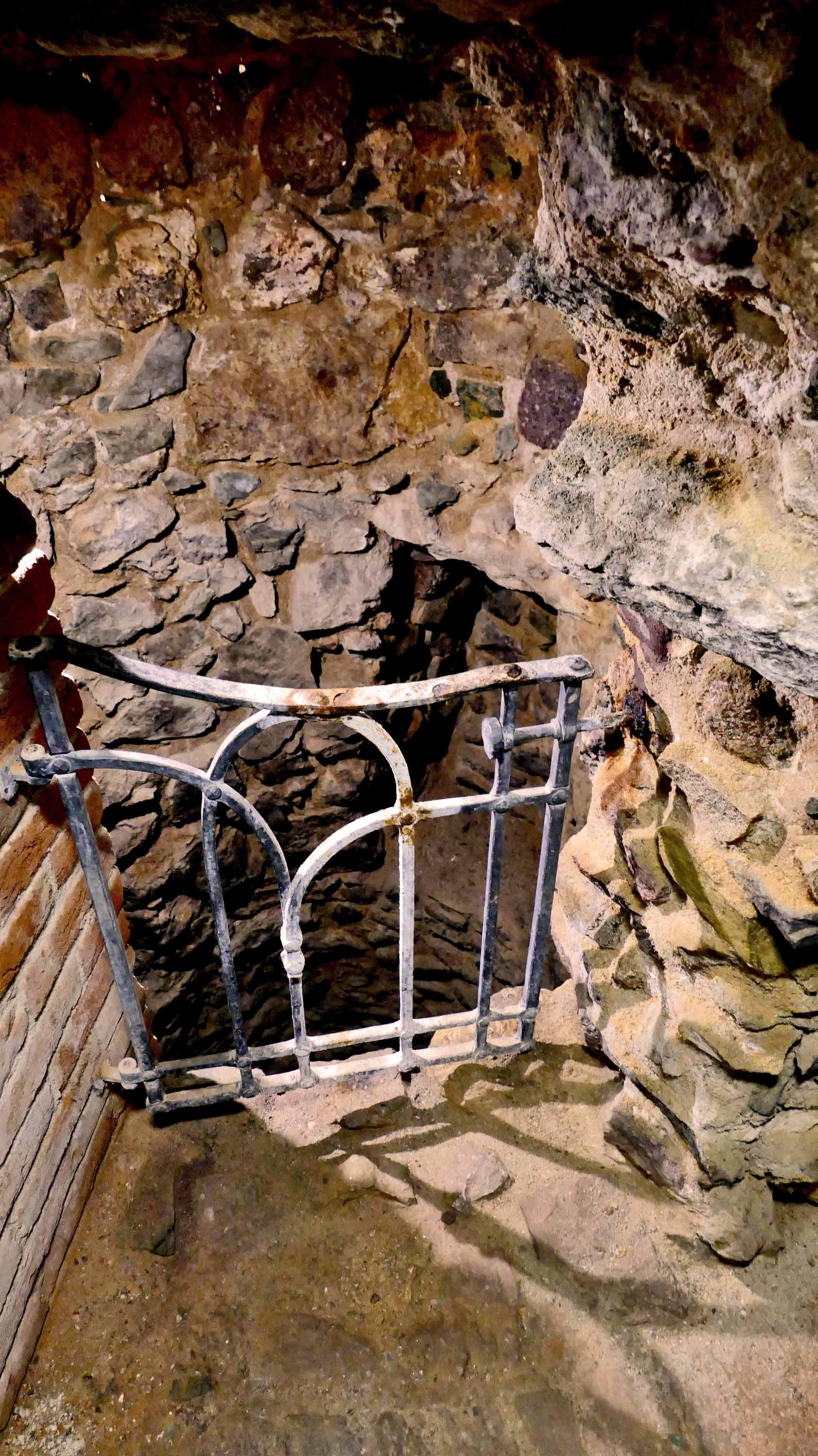 Sklep pod Novou radnicí foto 6