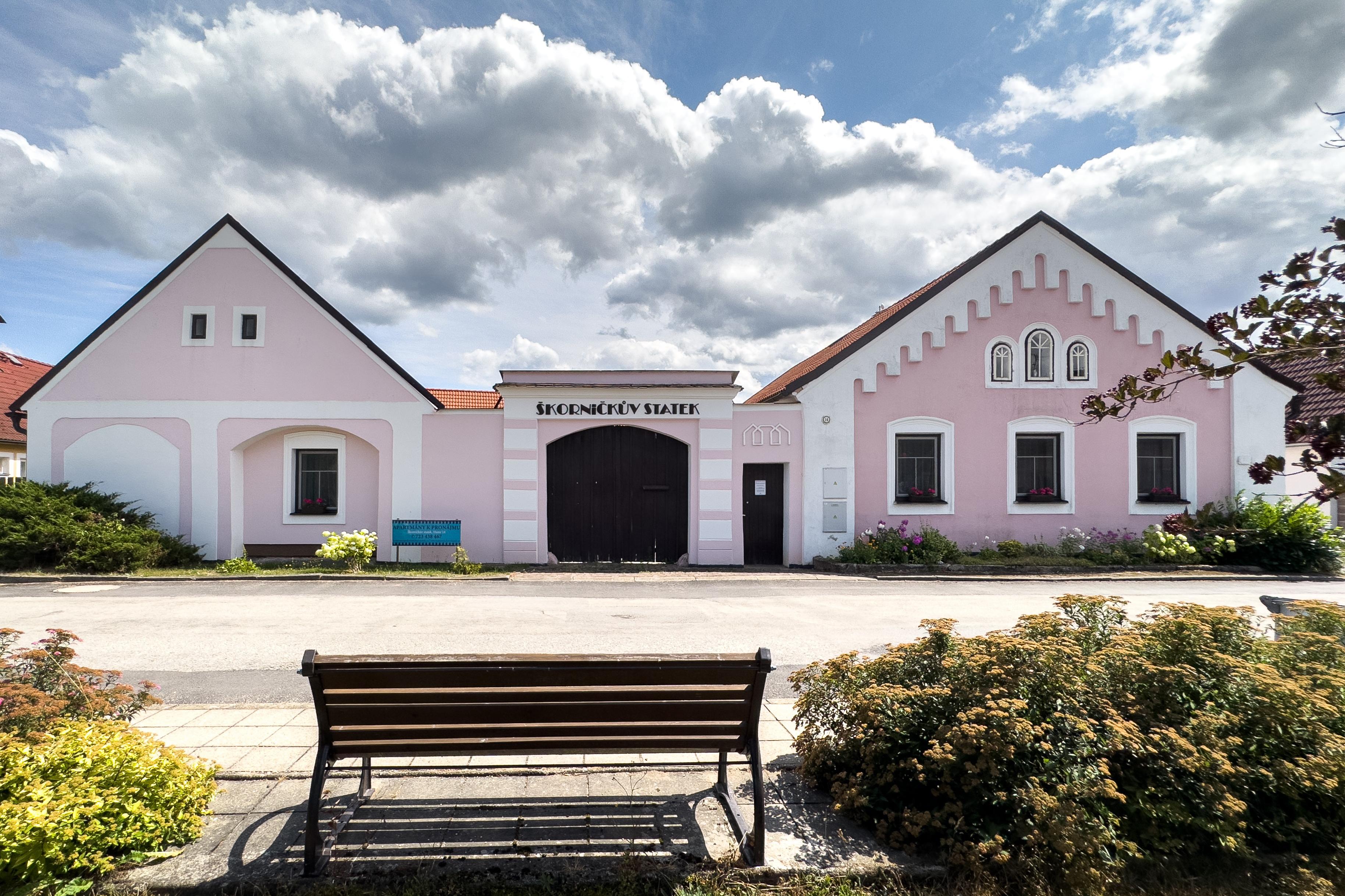 Apartmány Škorničkův statek a Tátova chalupa s wellness