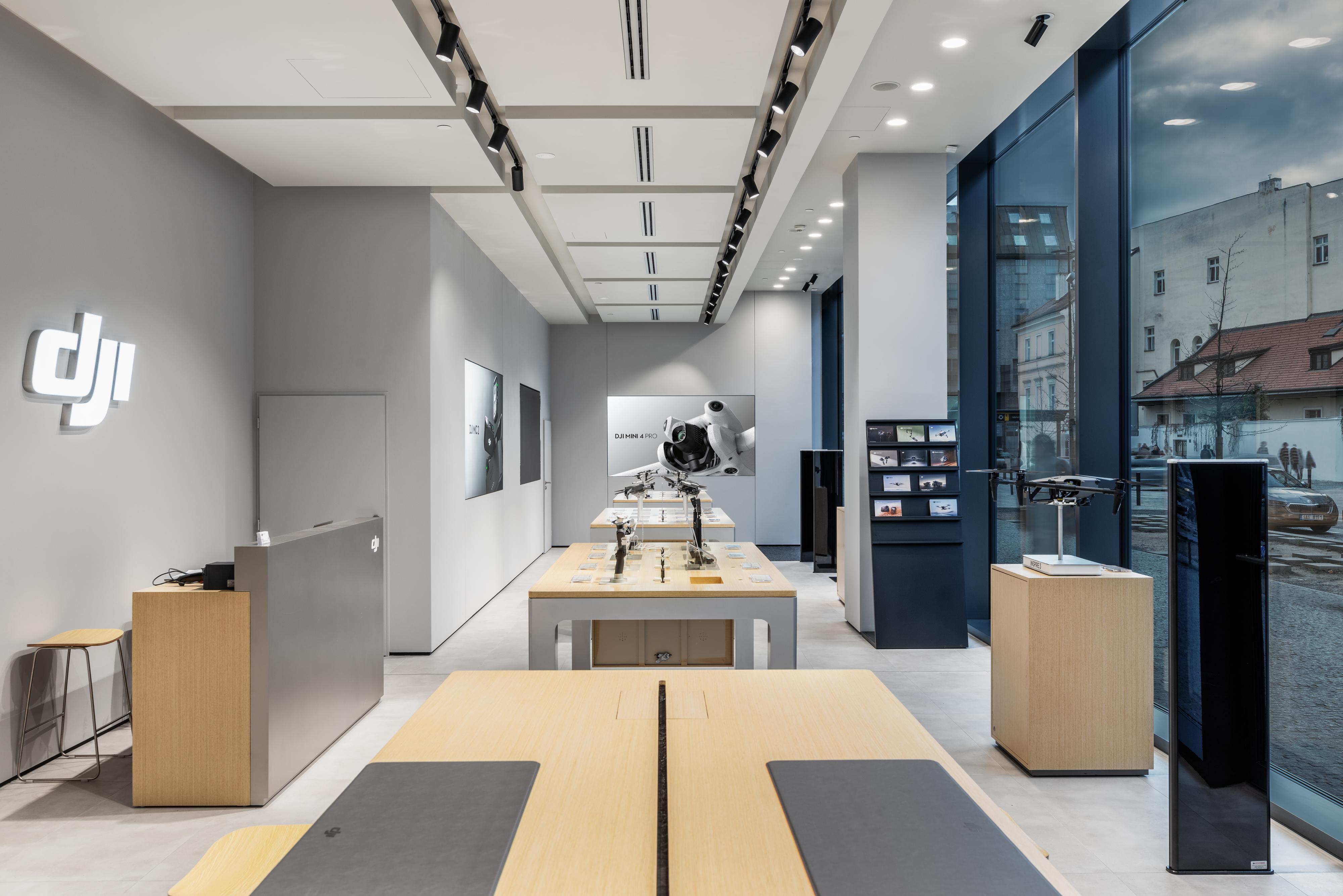 DJI Store Prague foto 4