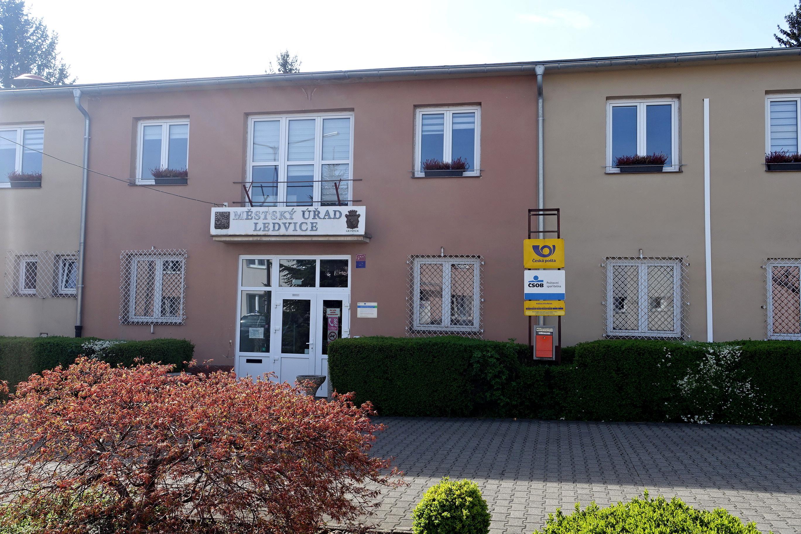 Pošta Ledvice