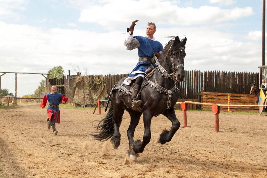 Tvrz Hummer, s.r.o. foto 4