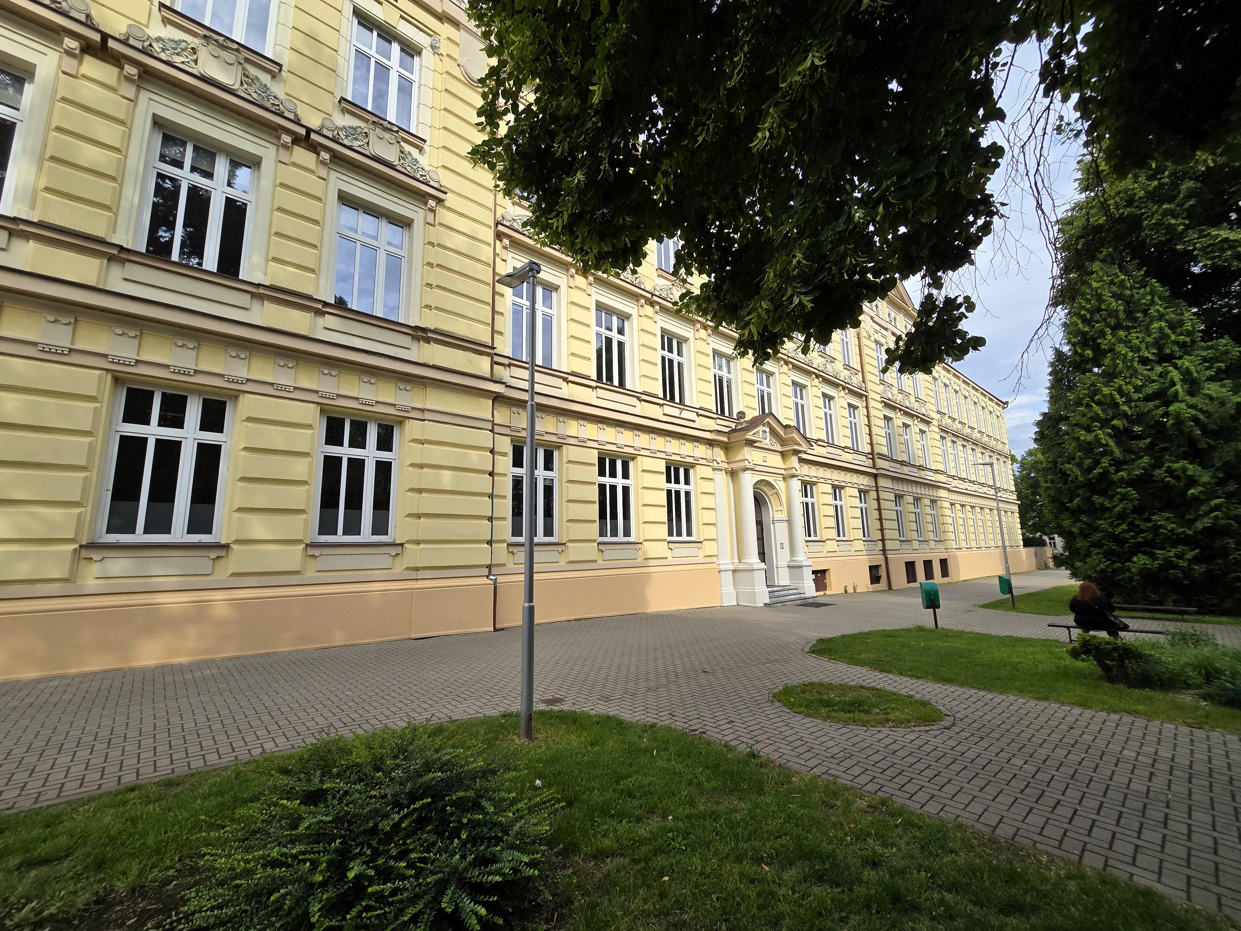 ZŠ Kojetín, náměstí Míru foto 6