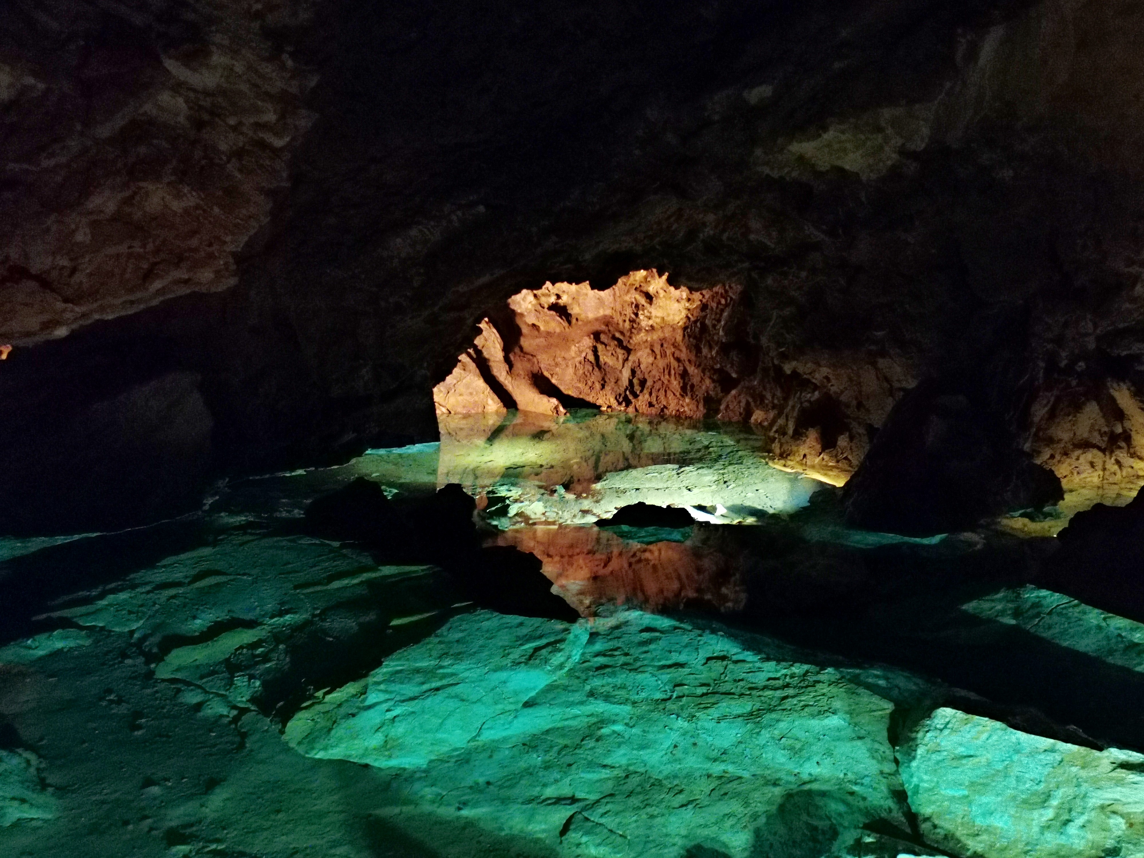 Bozkovské dolomitové jeskyně