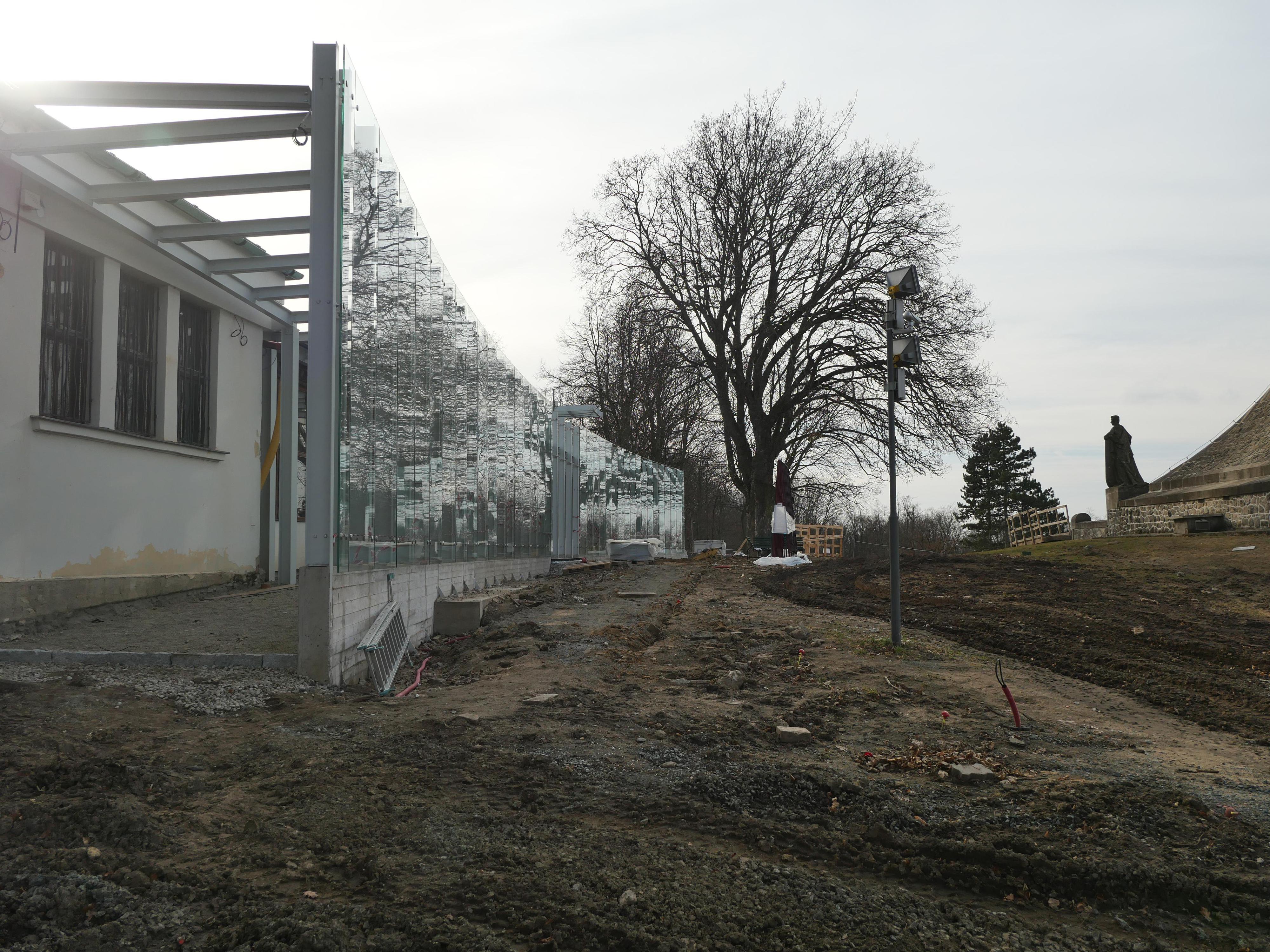 Památník Mohyla míru foto 3
