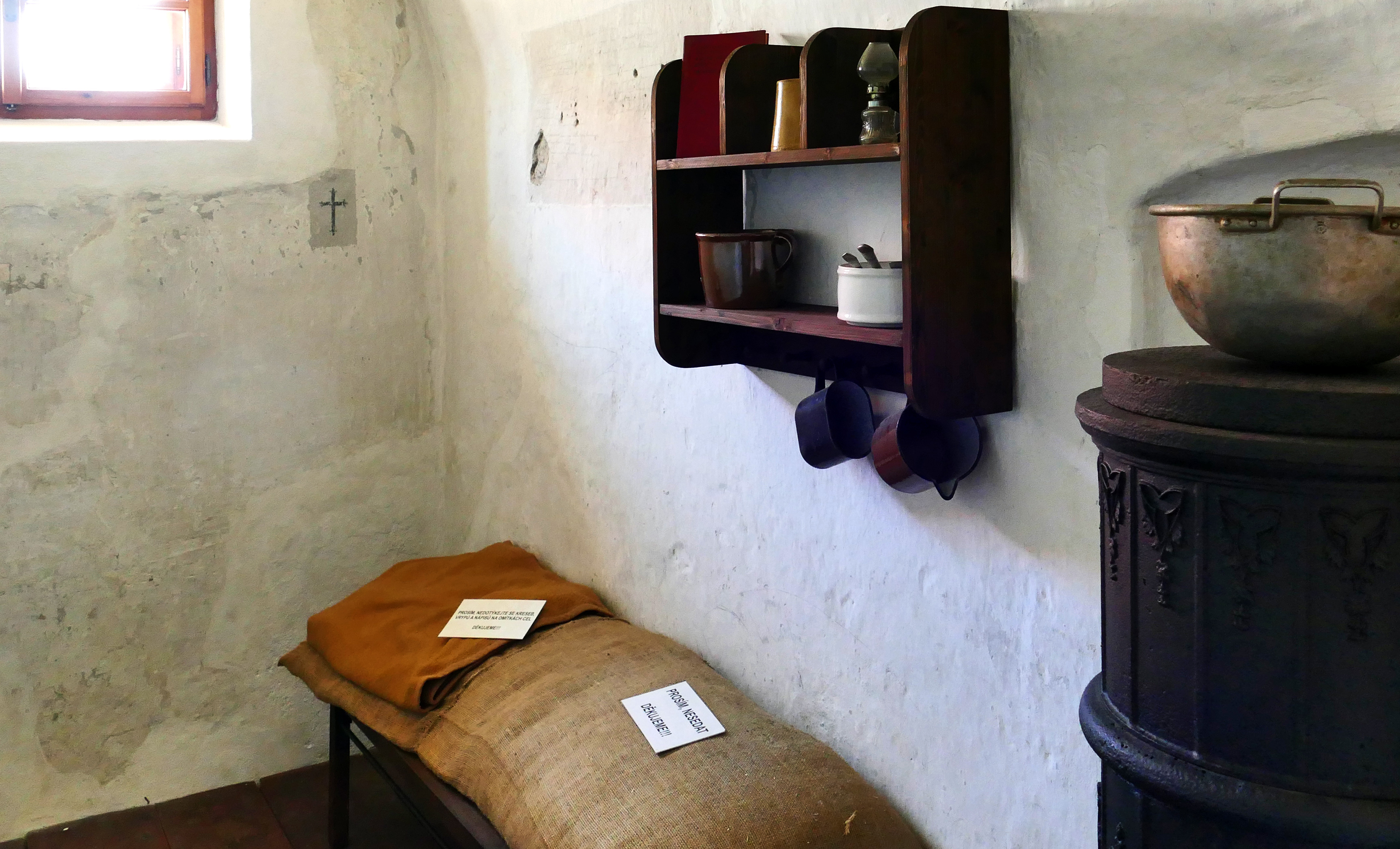 Šatlava - muzeum vězeňství foto 4