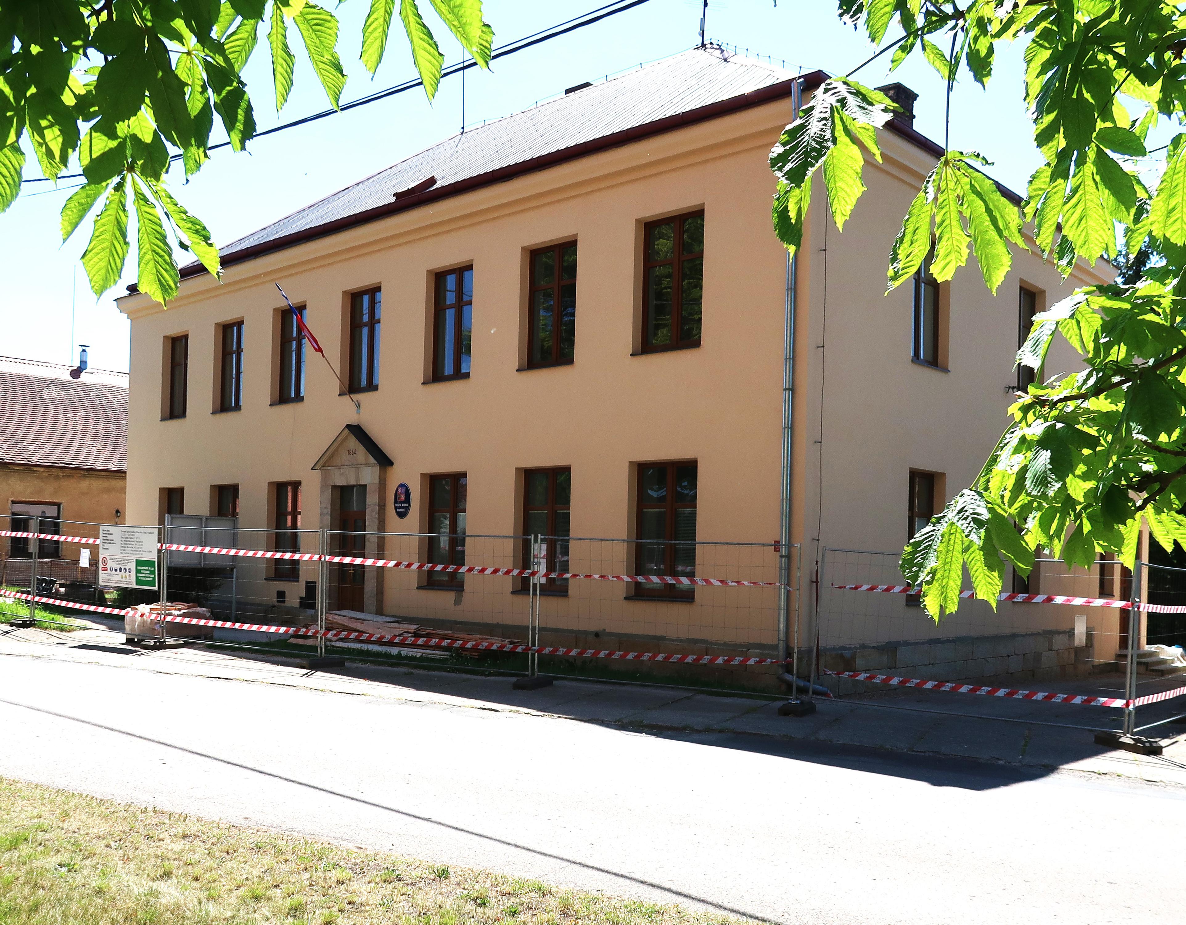 Babice - obecní úřad foto 4