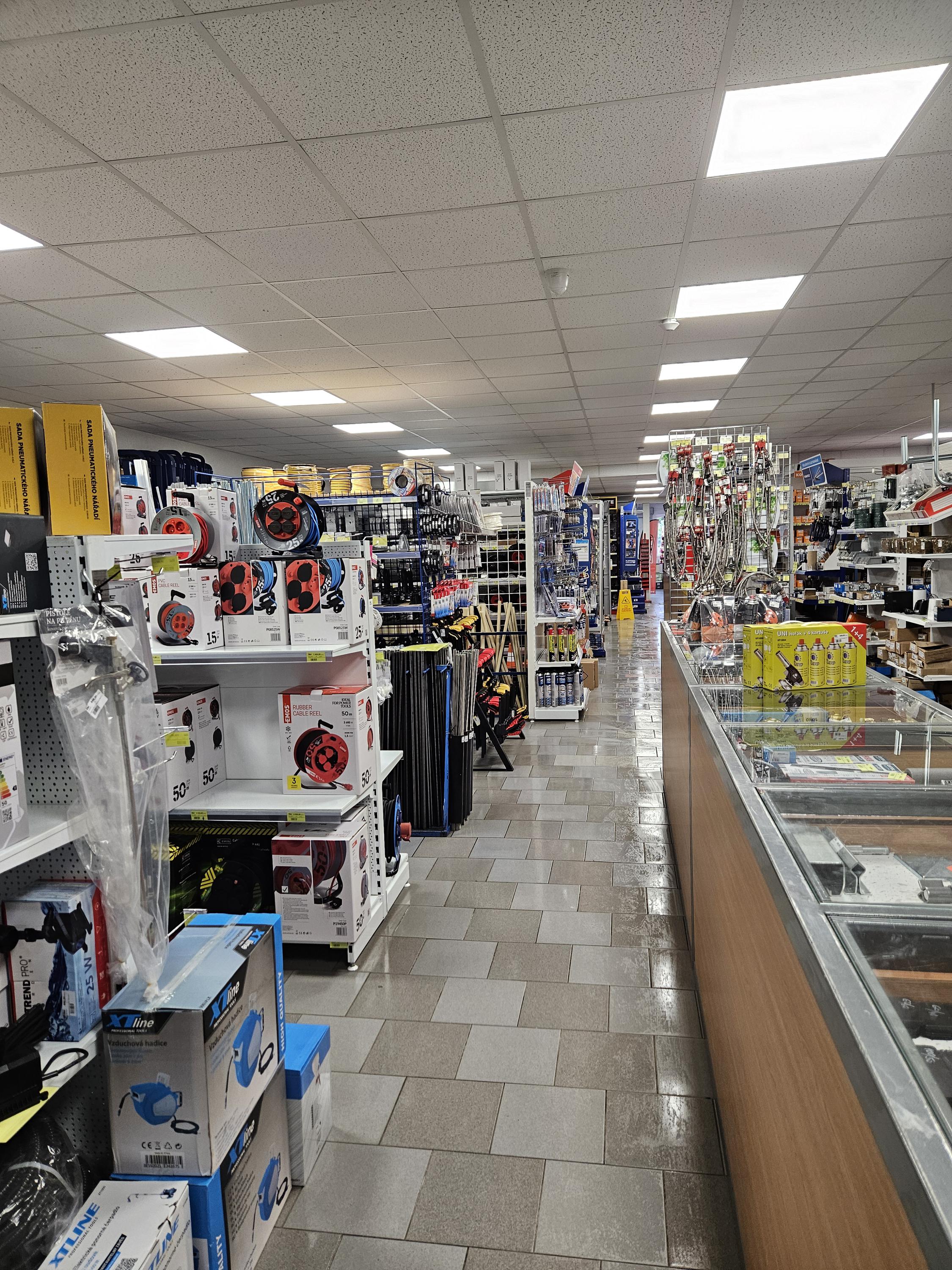 EIKA ZNOJMO, a.s. - hutní prodej, železářství foto 2