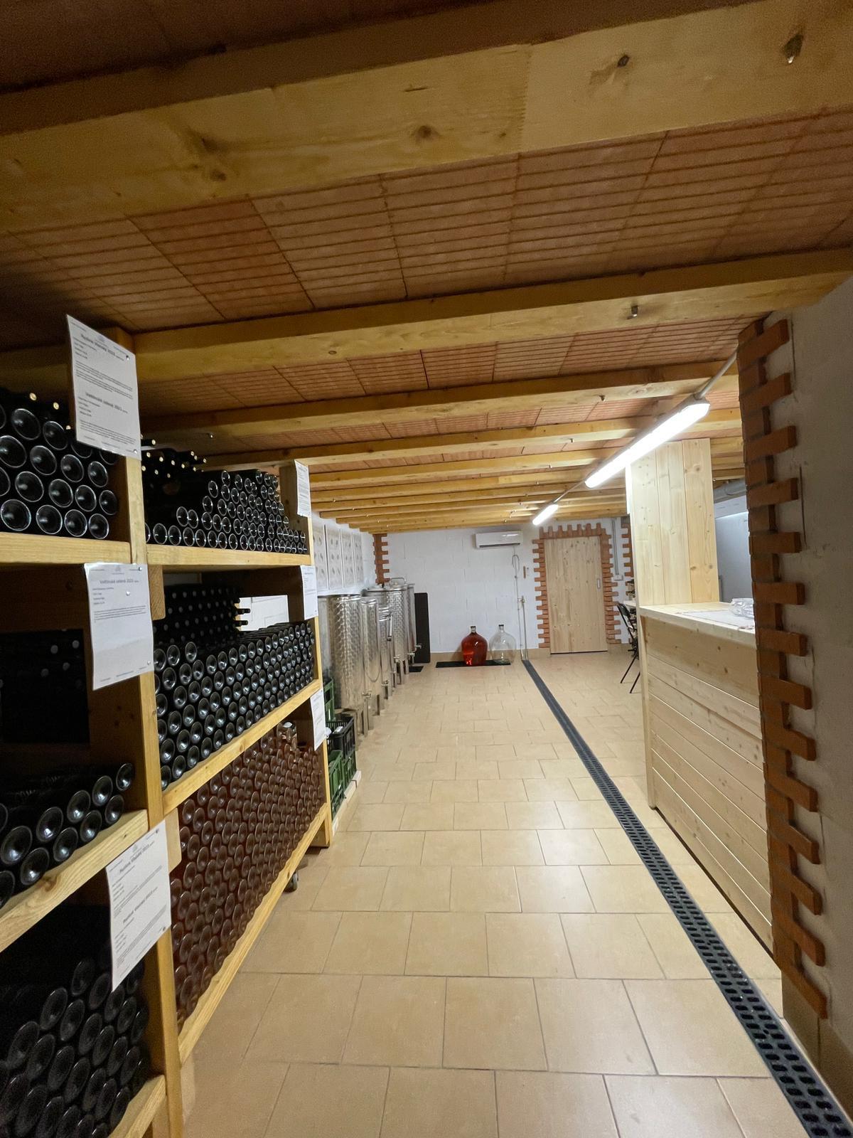 Vinařství Beděrovi - prodej vína foto 6