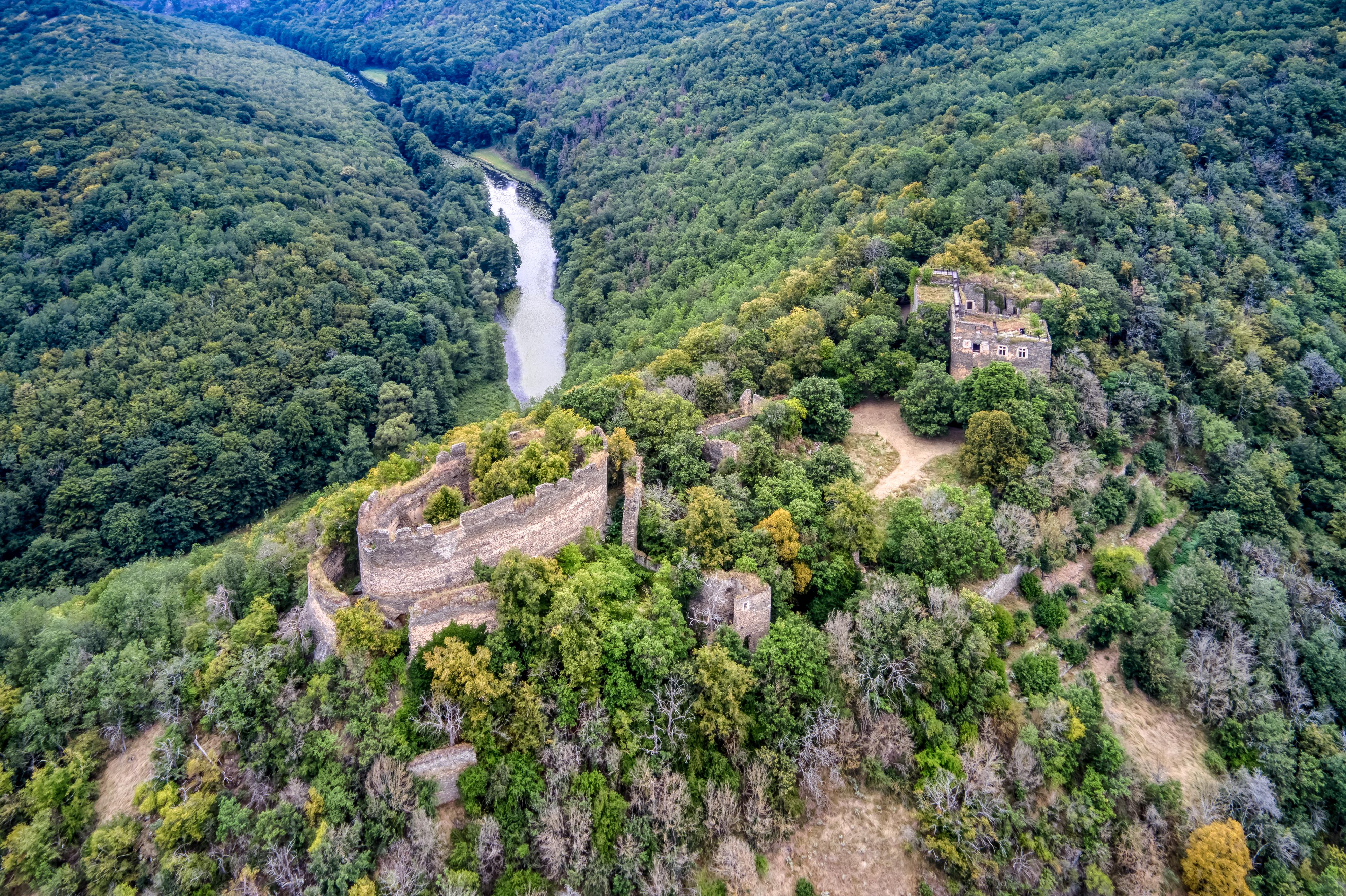Zřícenina hradu Nový Hrádek u Lukova