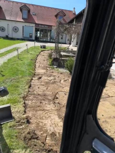 Výkopové práce Klíma foto 2 (náhled videa)