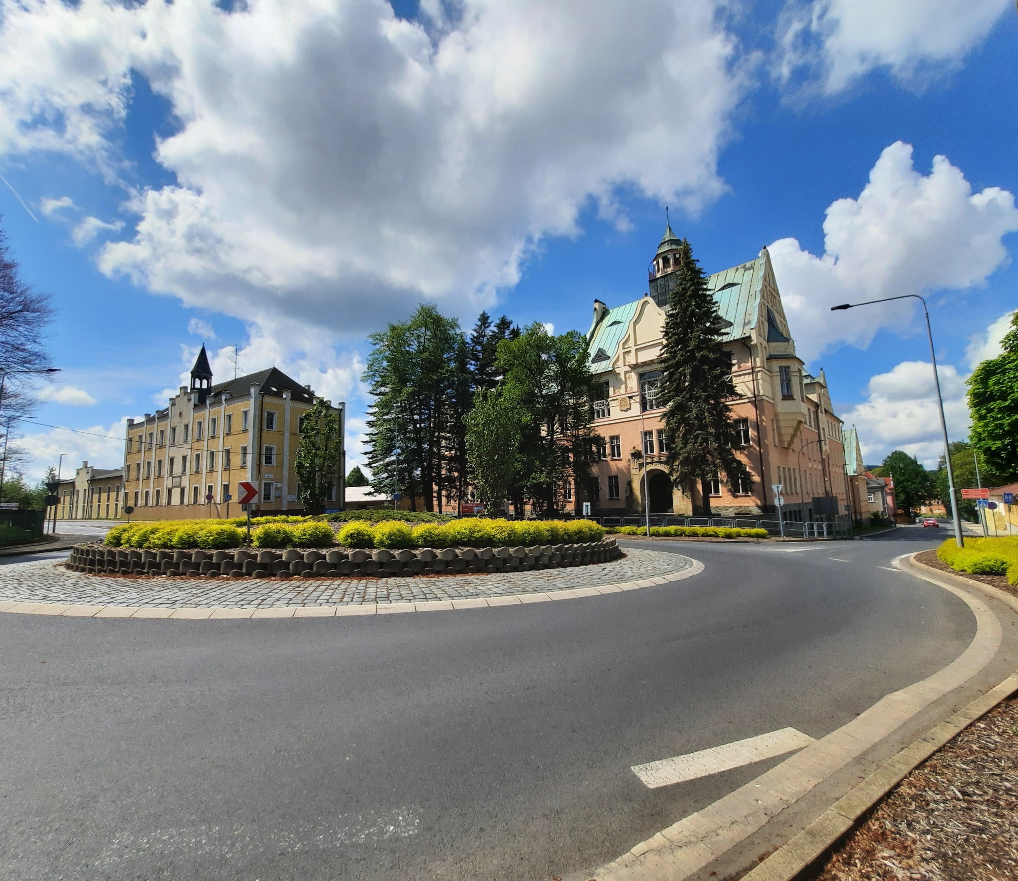 Gymnázium Rumburk, Komenského foto 3