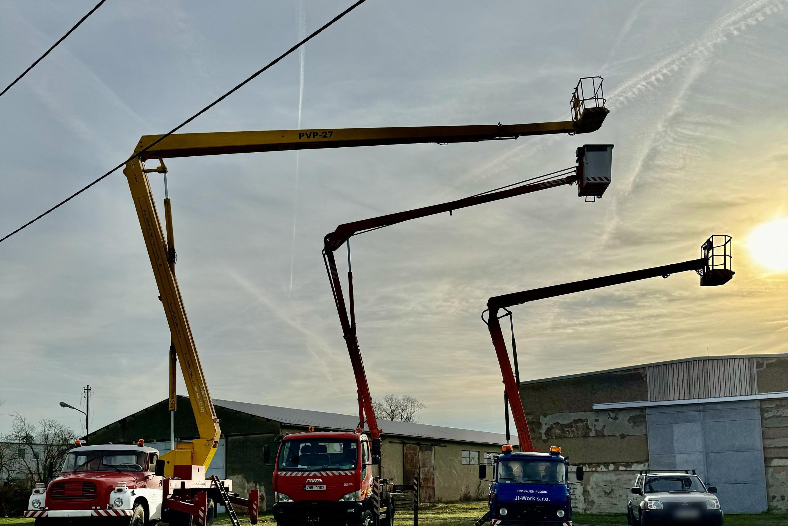 Jt - work - plošiny