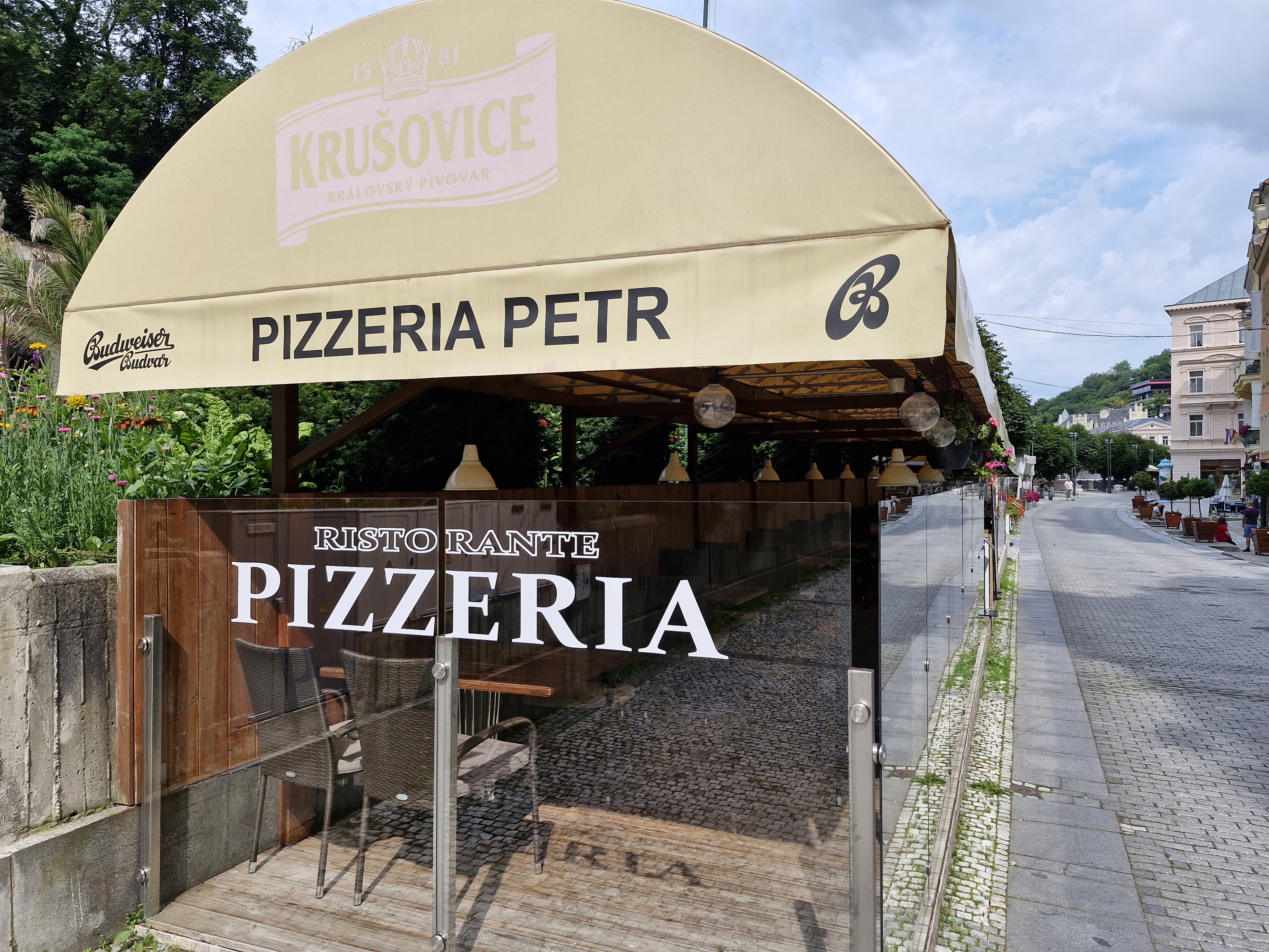Pizzeria Petr foto 2
