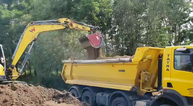 Zemní a výkopové práce - Eduard Molek foto 2 (náhled videa)
