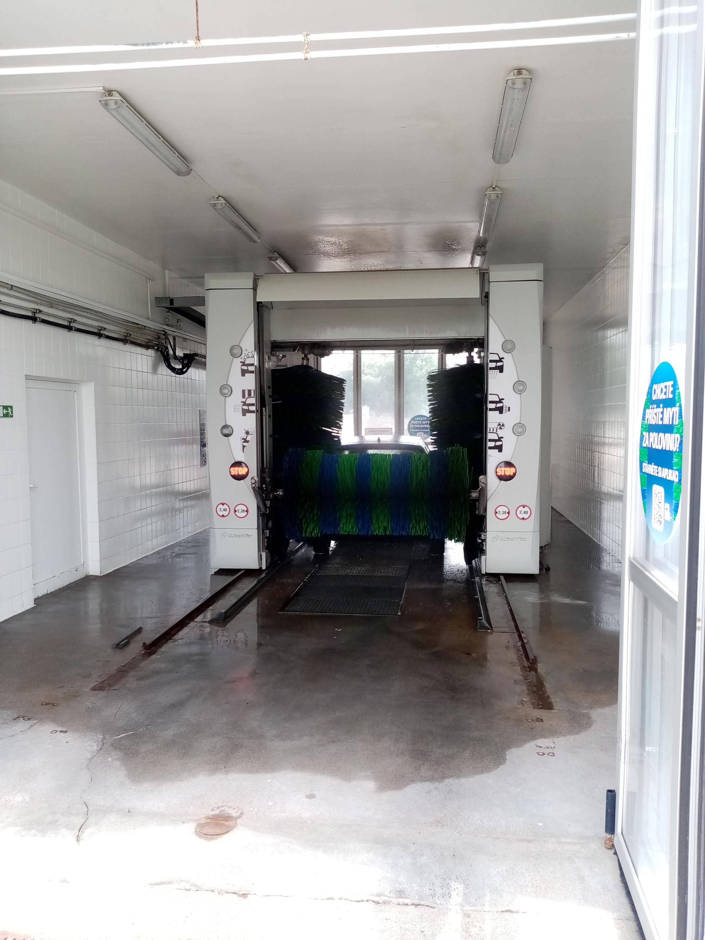 OMV TOP Wash - mycí linka foto 3