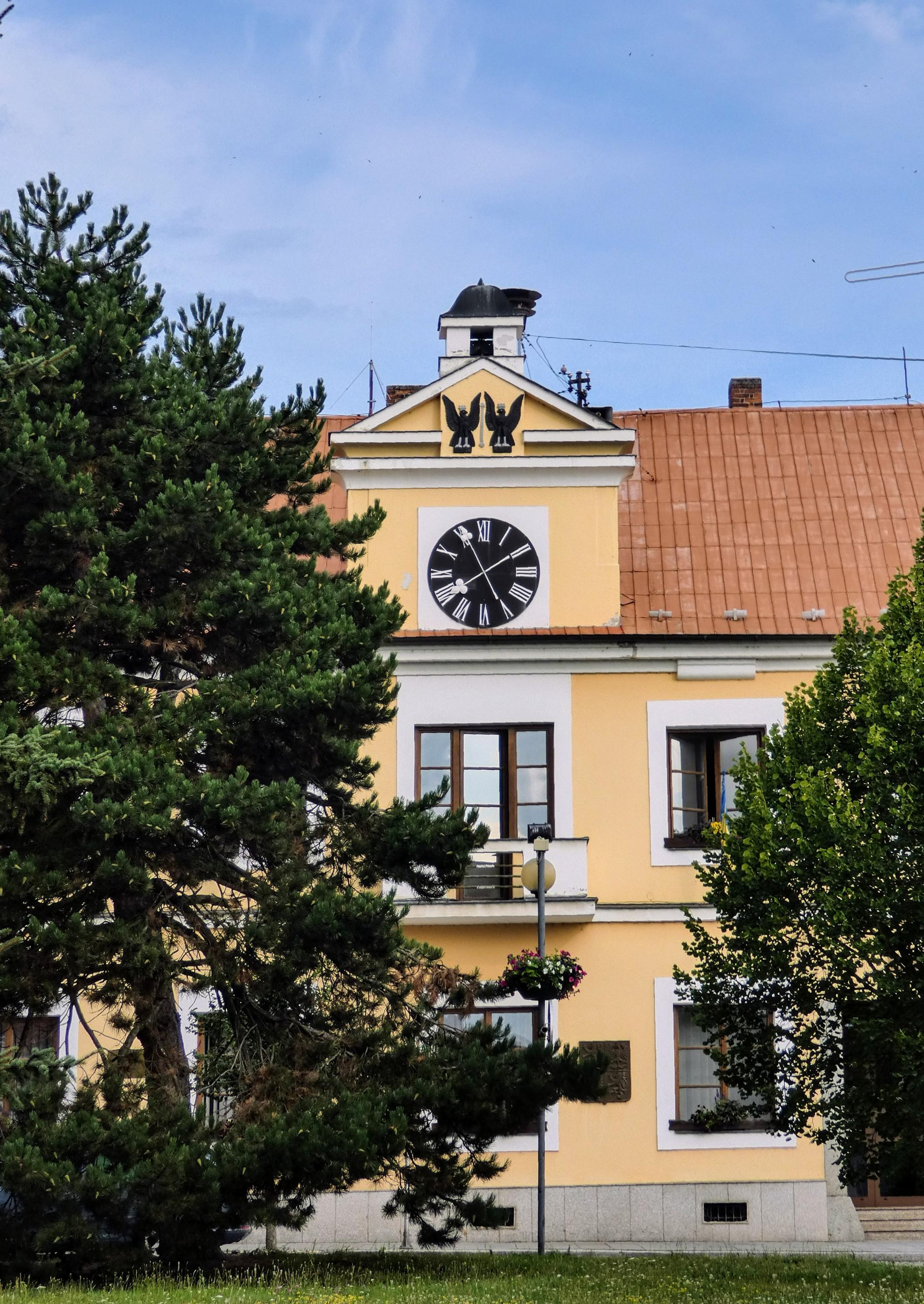 Přeštice - městský úřad foto 4