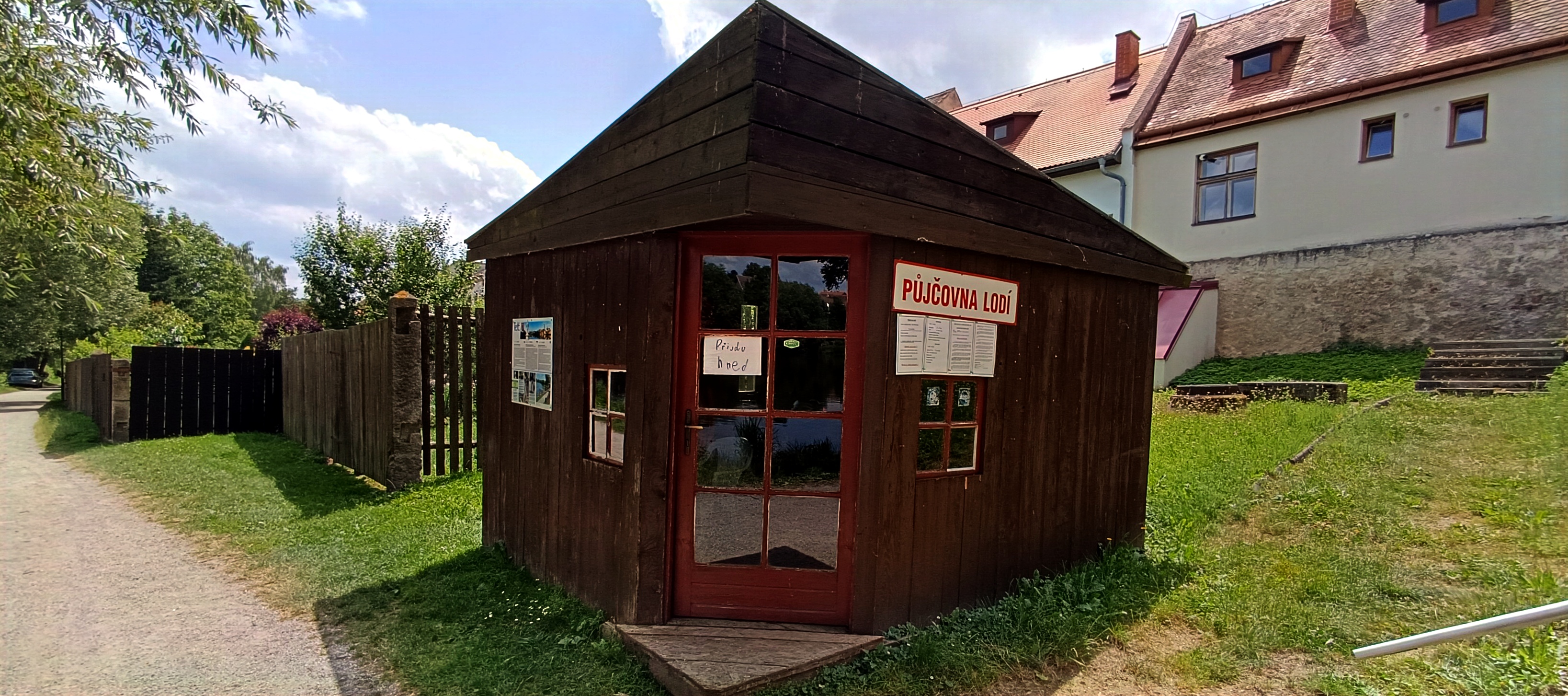 Půjčovna lodí - Služby Telč