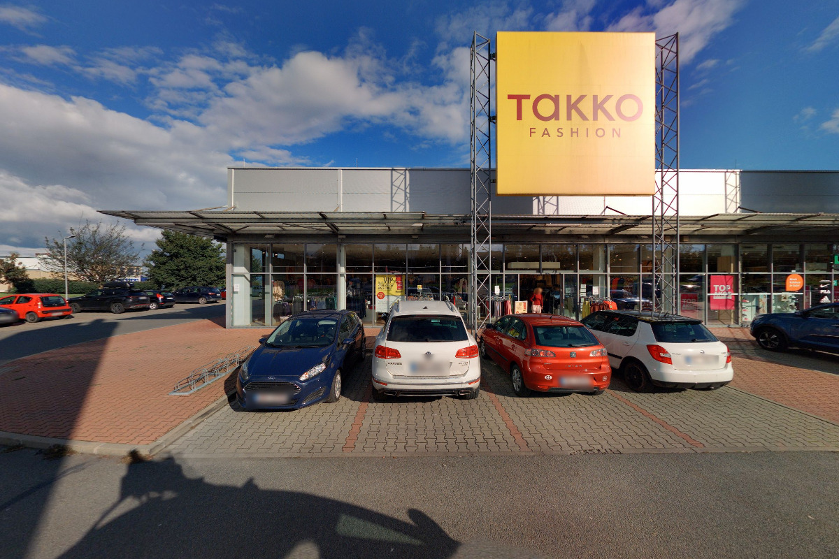 TAKKO FASHION foto 4