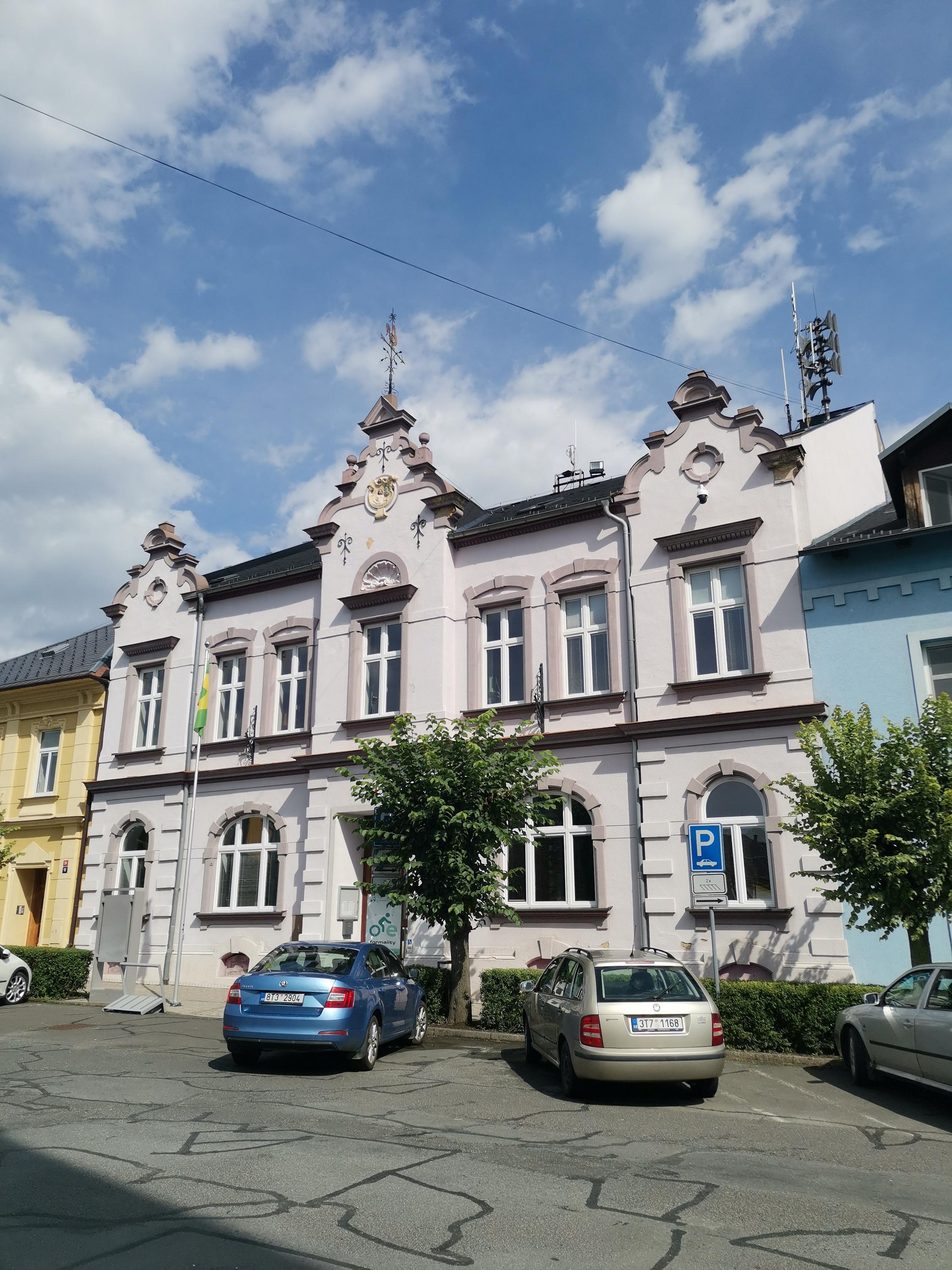Město Albrechtice - městský úřad foto 3
