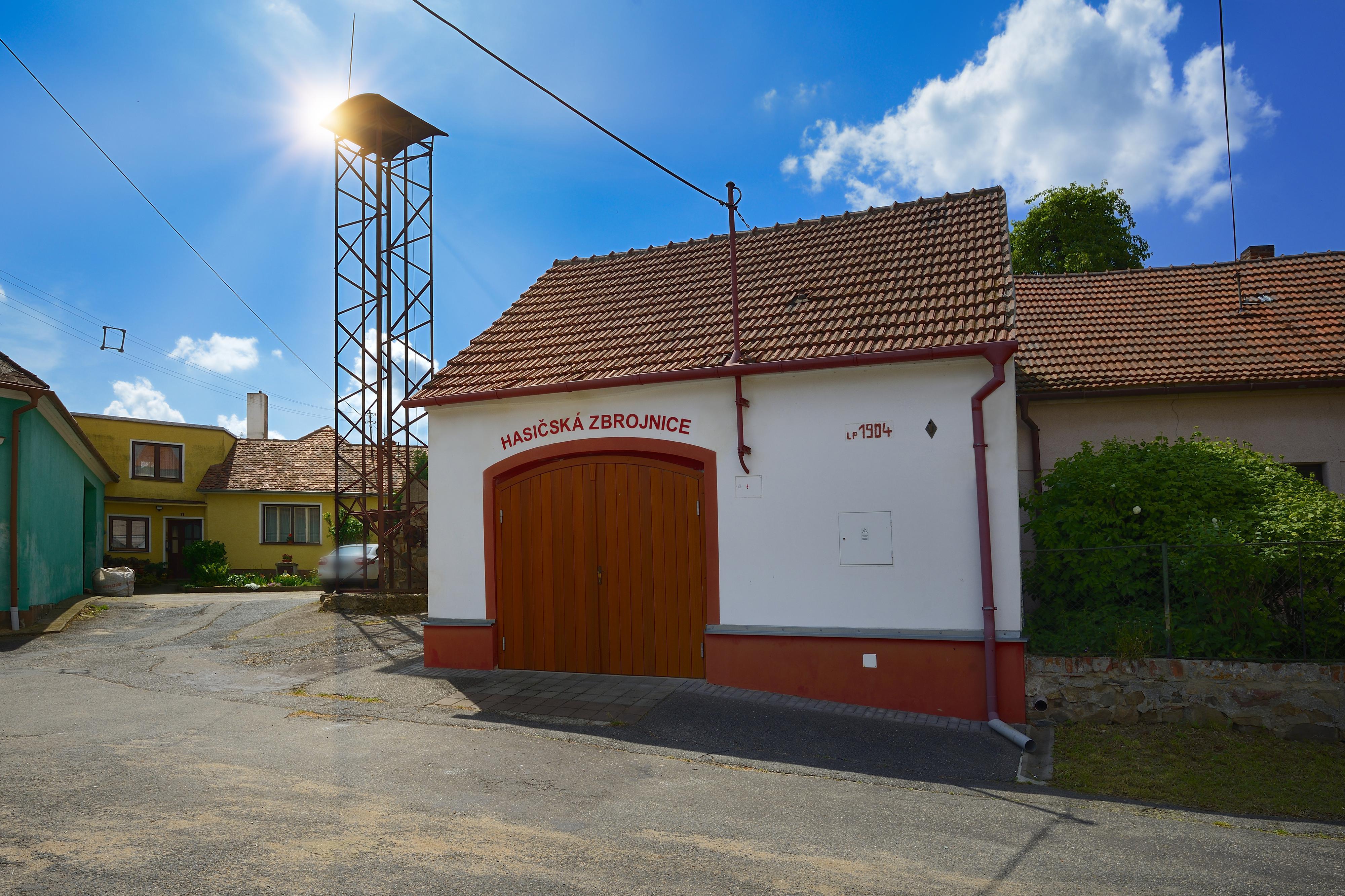 SH ČMS - Sbor dobrovolných hasičů Dobřínsko foto 1