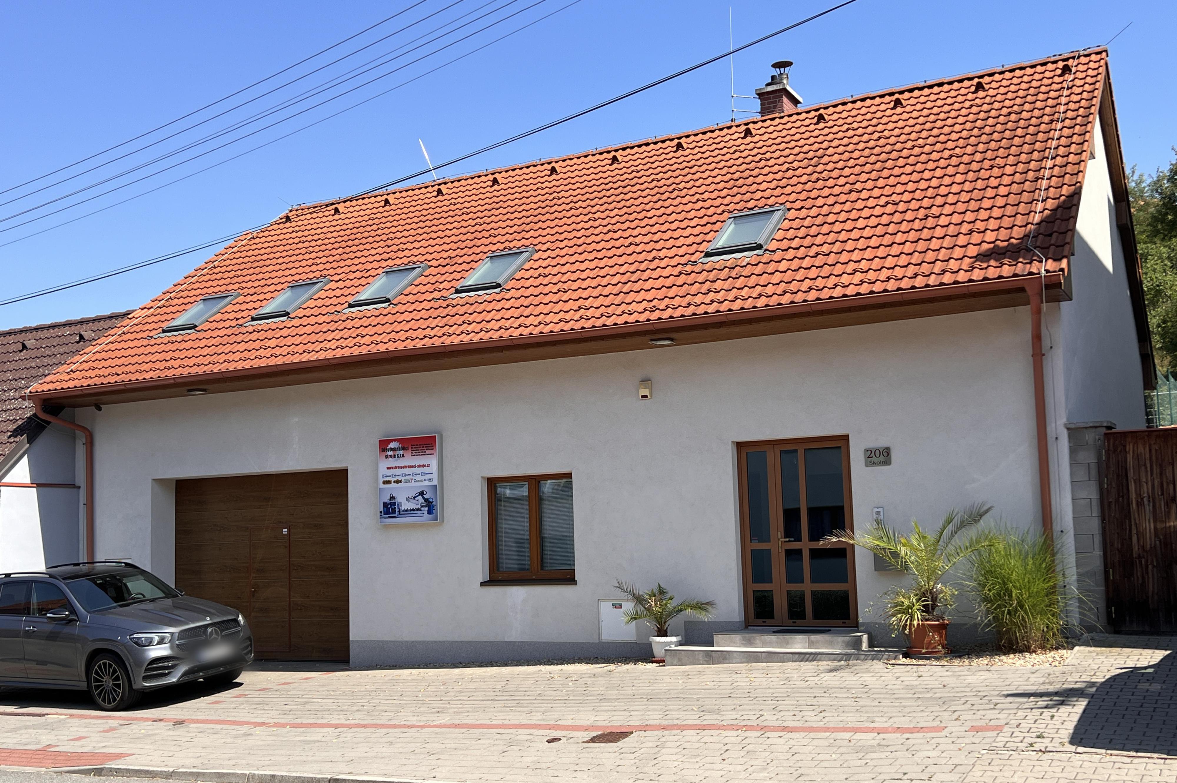 Dřevoobráběcí stroje s.r.o.