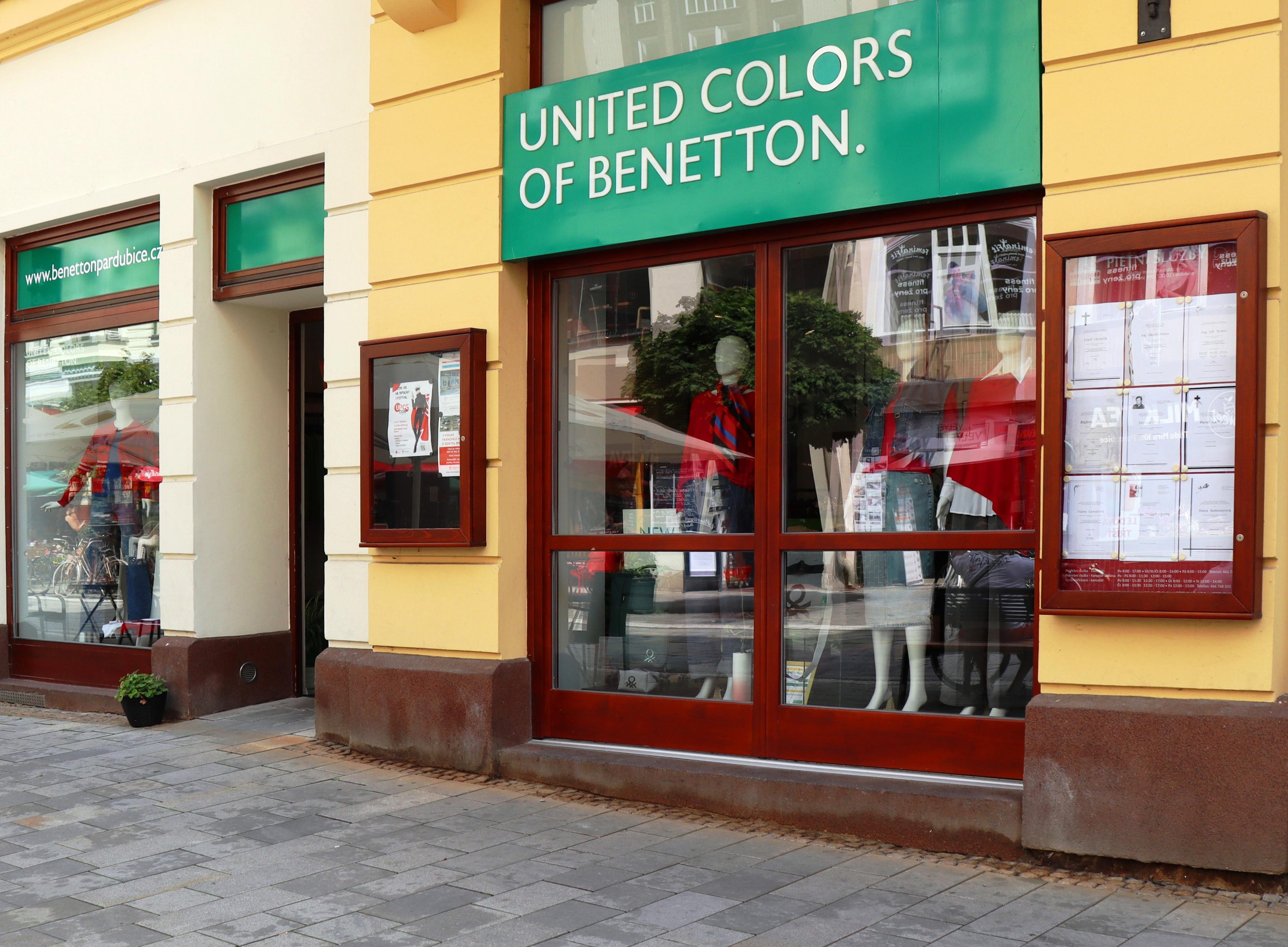 UNITED COLORS OF BENETTON