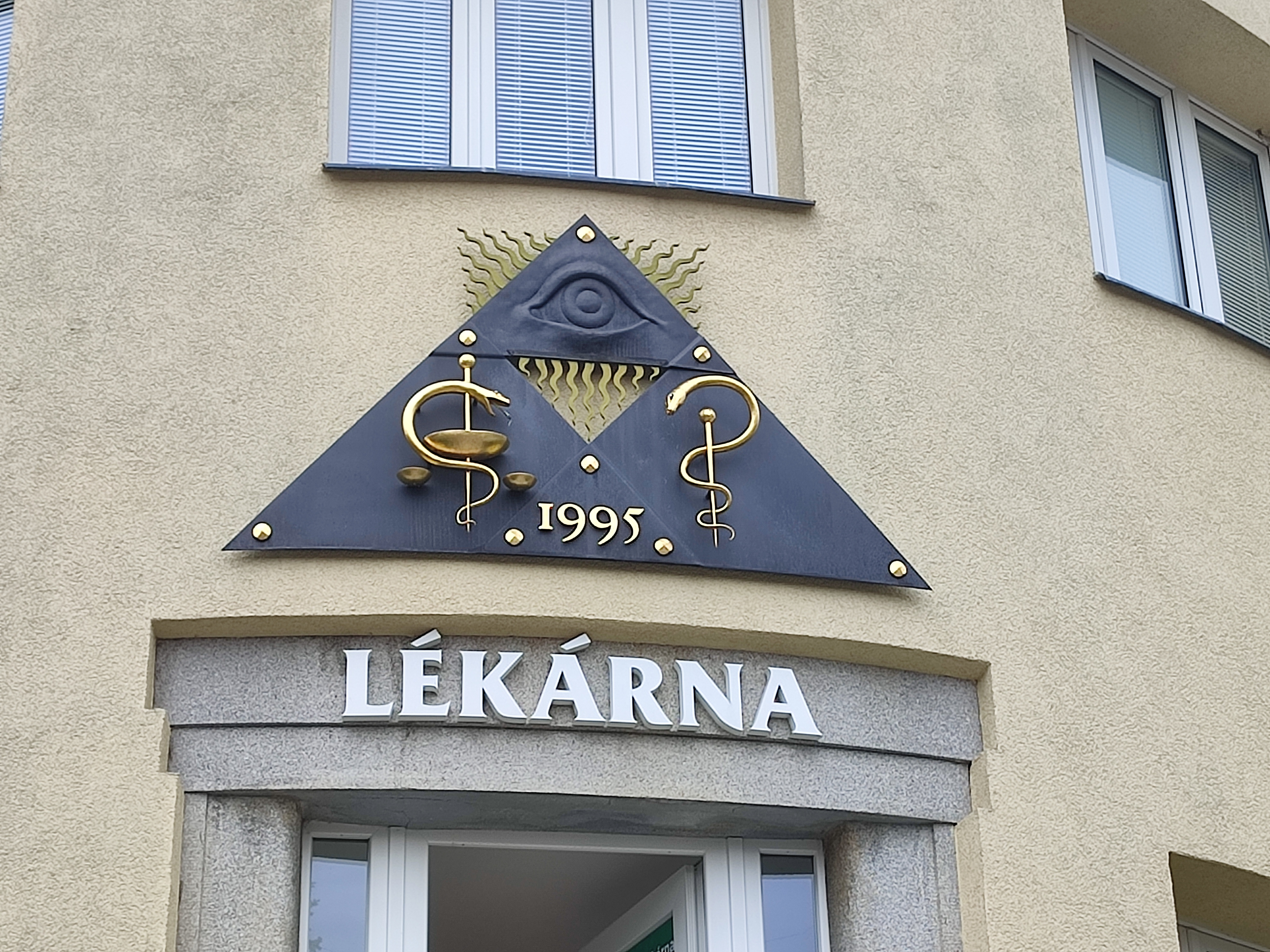 Lékárna Velké Popovice foto 2