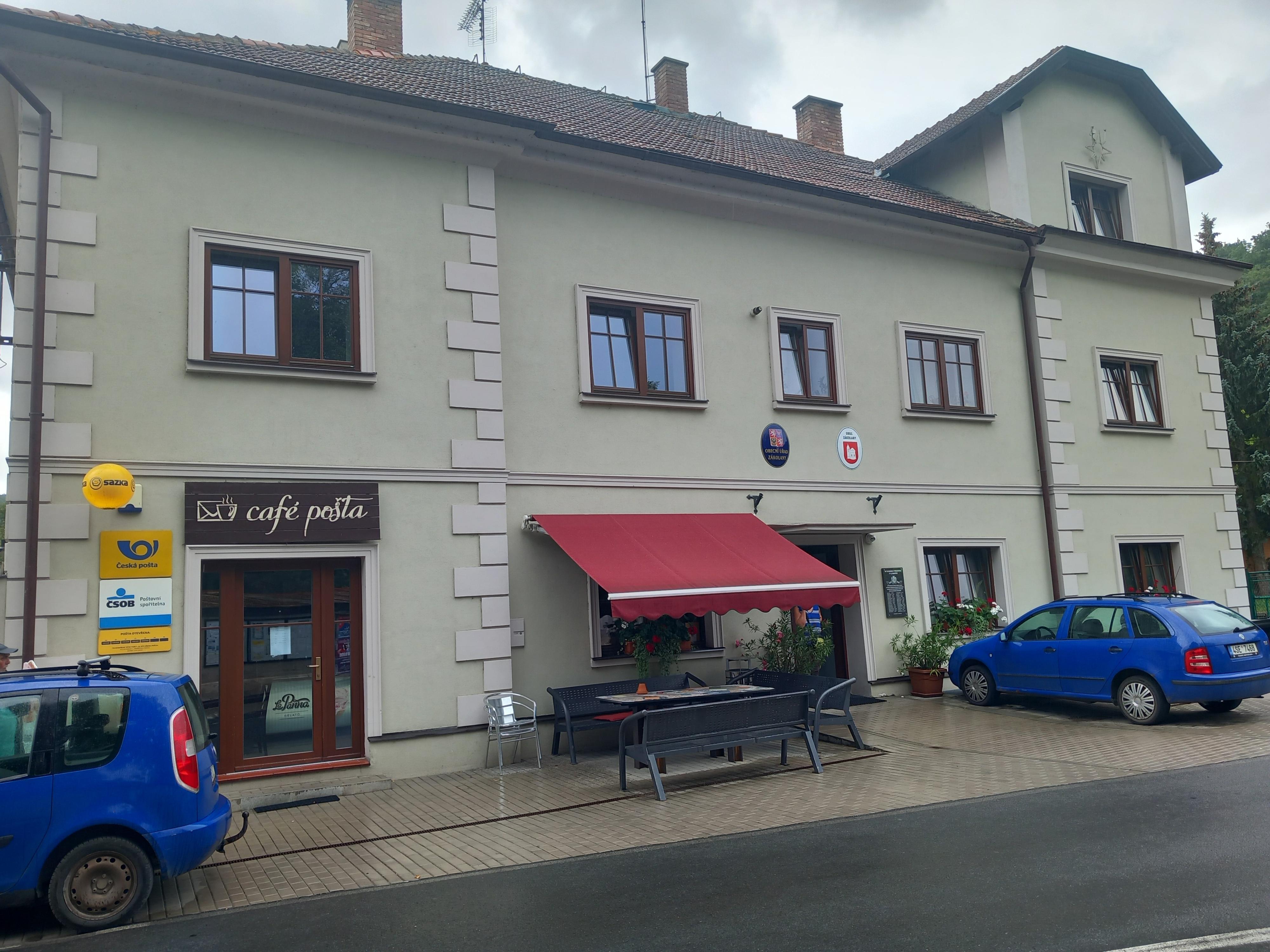 Zákolany - obecní úřad foto 2