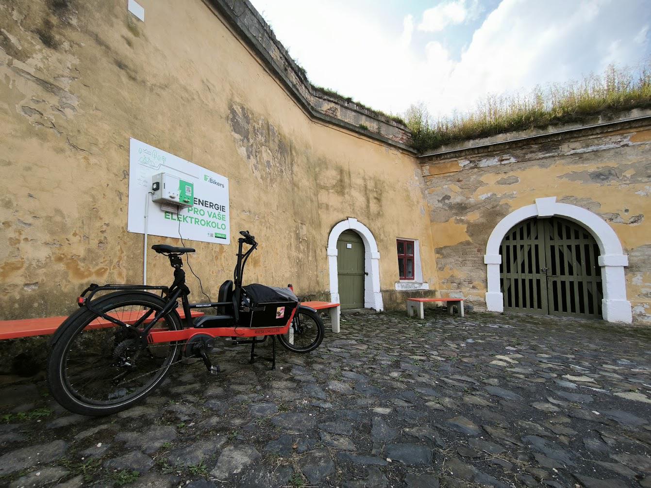Nabíjecí stanice Terezín - město změny foto 4
