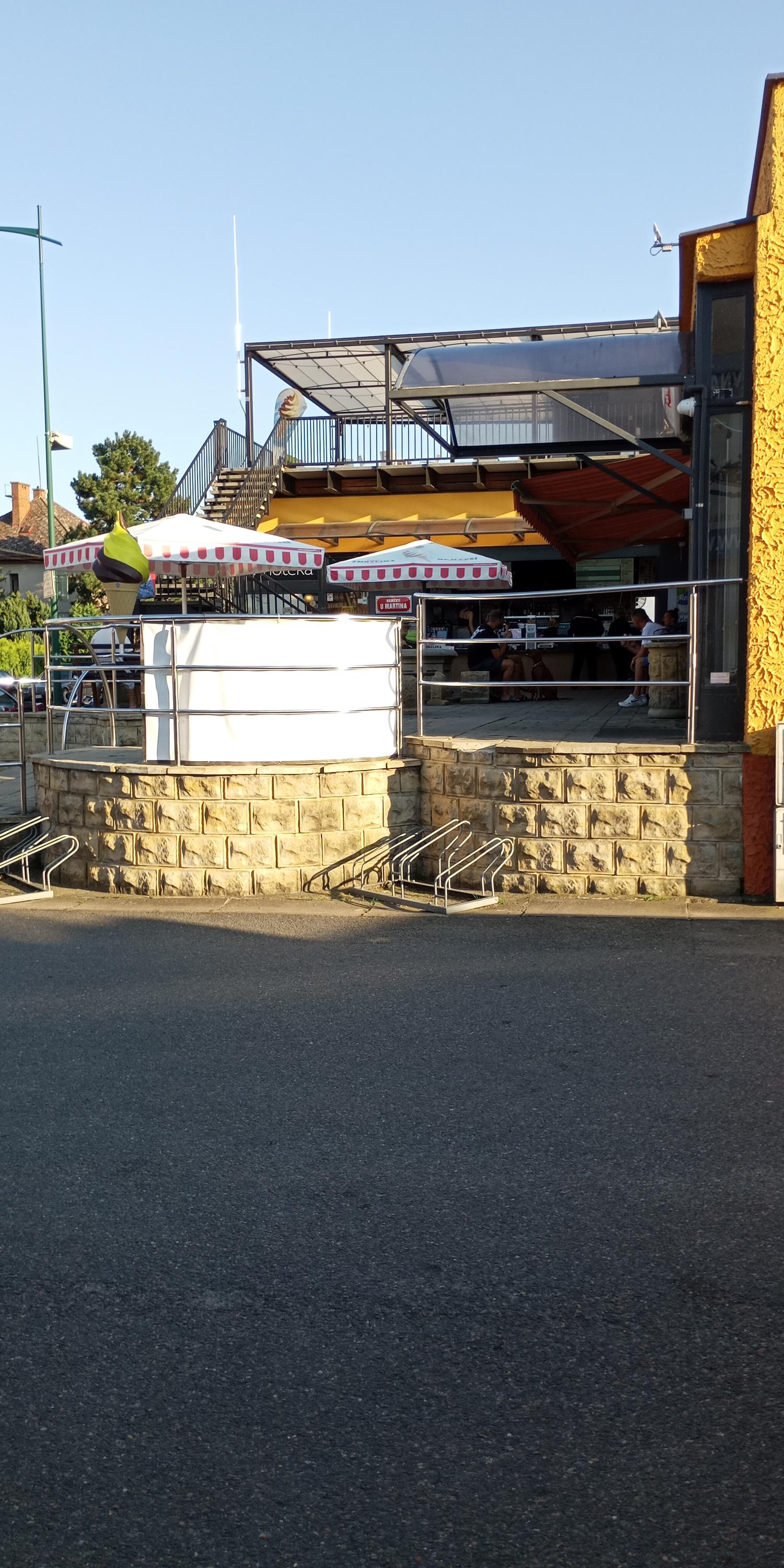 Zmrzlina a kavárna Slatiňany foto 2