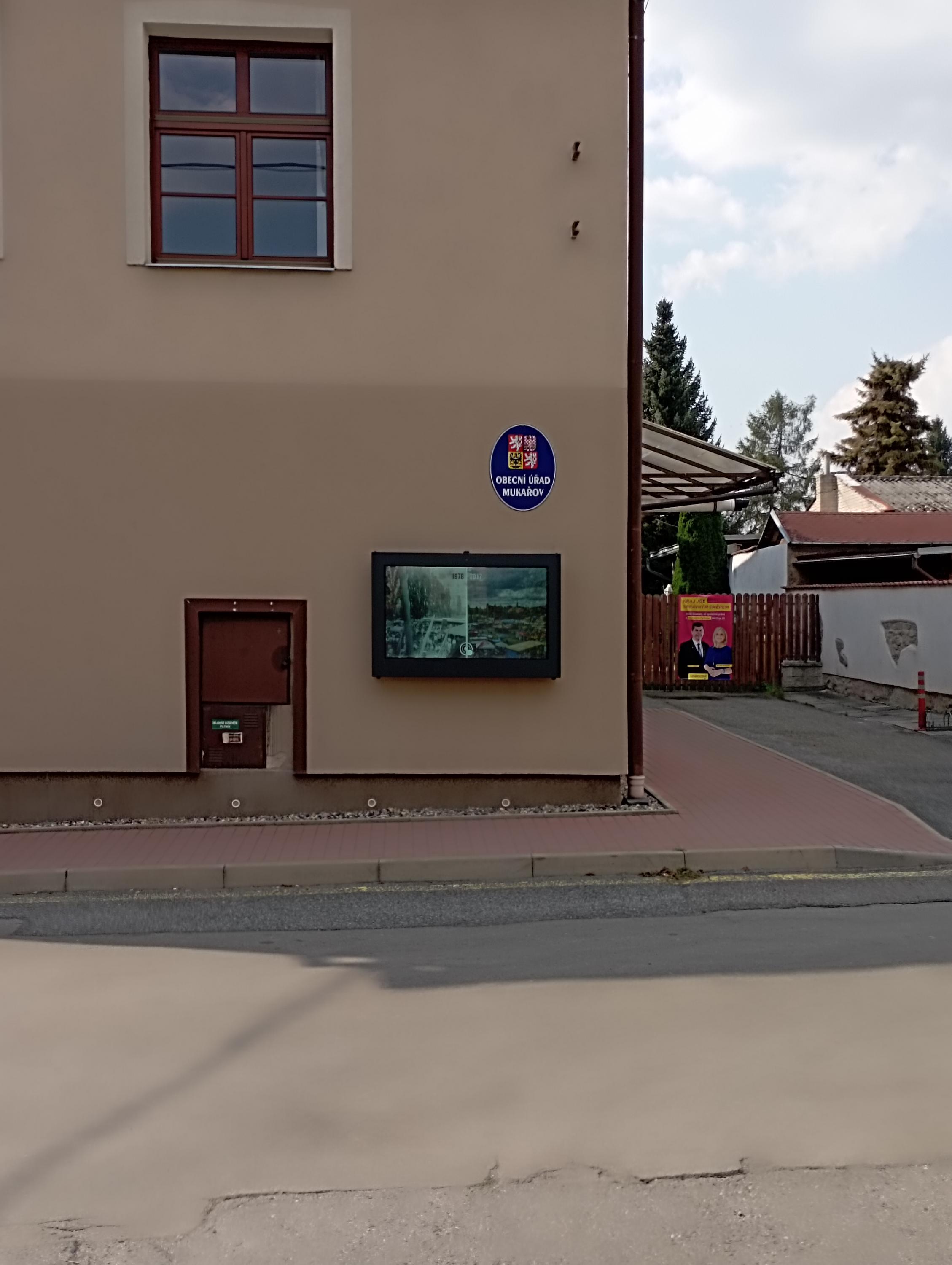 Mukařov - obecní úřad foto 4