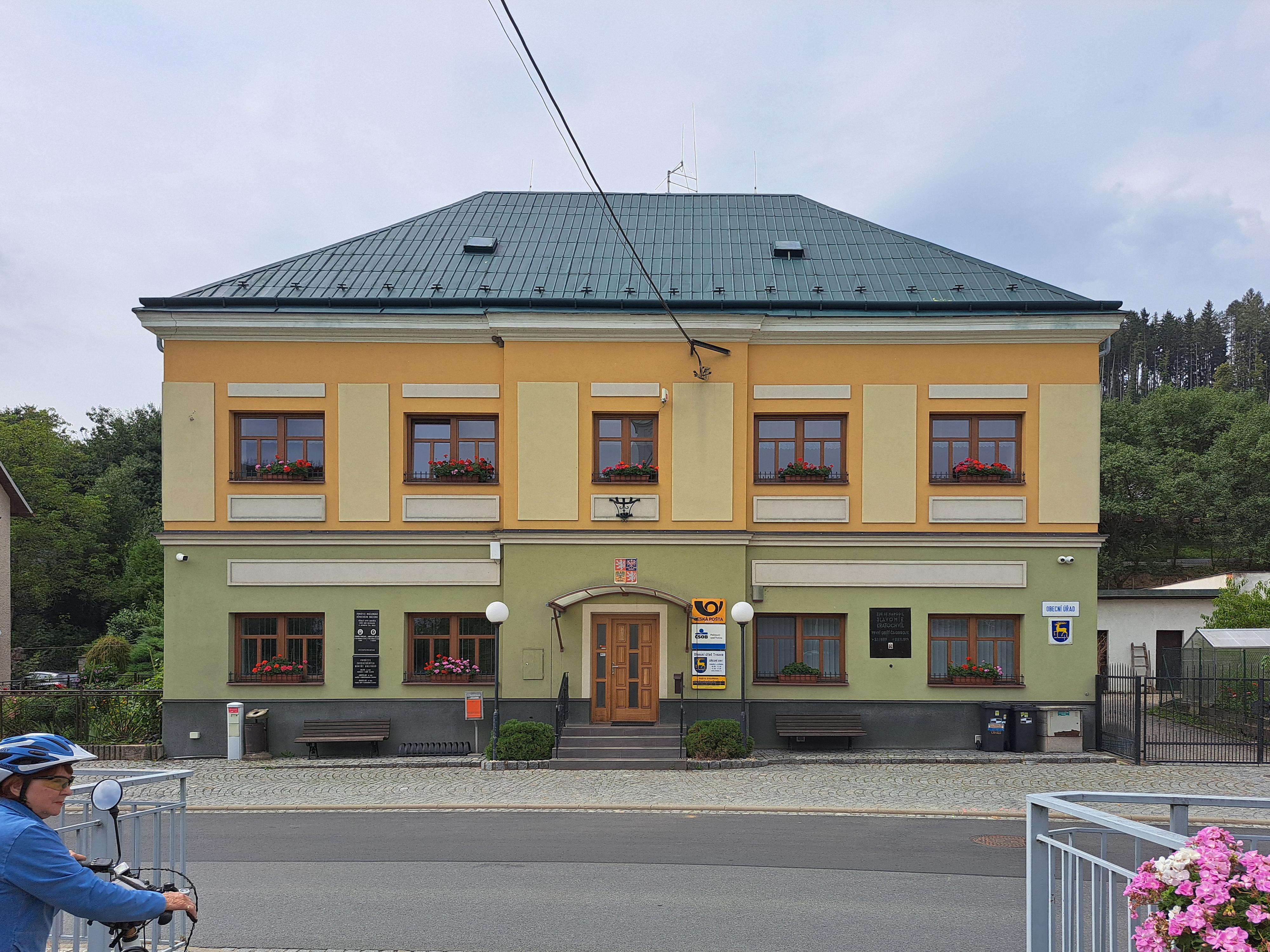 Trnava - obecní úřad