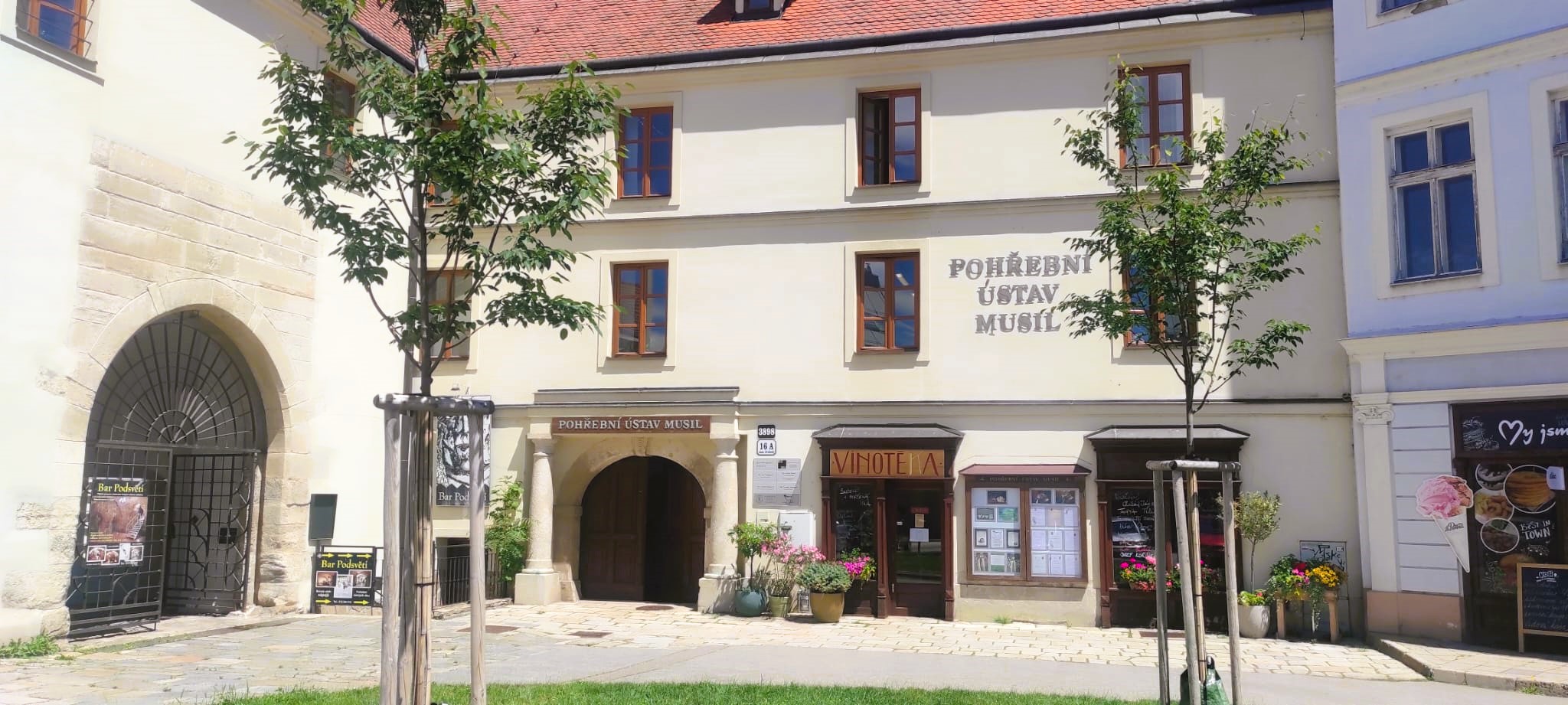 POHŘEBNÍ ÚSTAV MUSIL JAROSLAV, s.r.o. foto 2