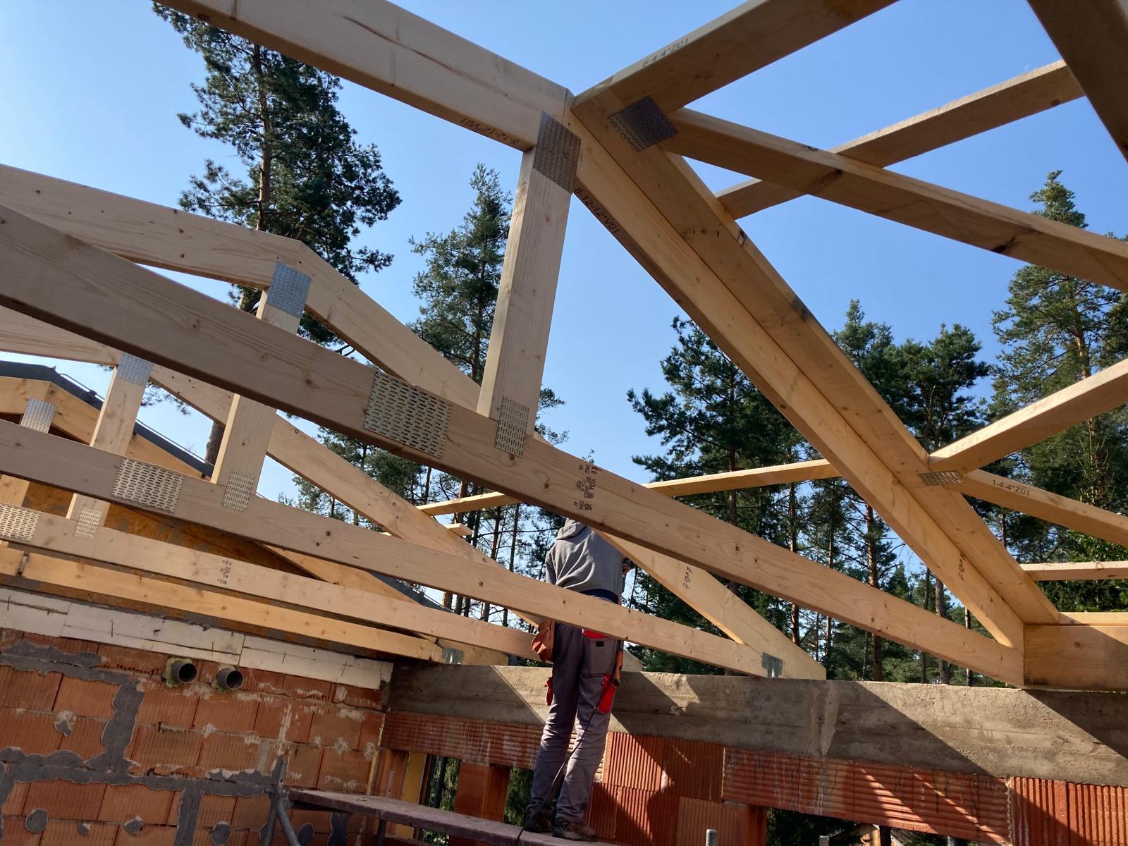 Kubelka - Specialisté na střechy foto 2