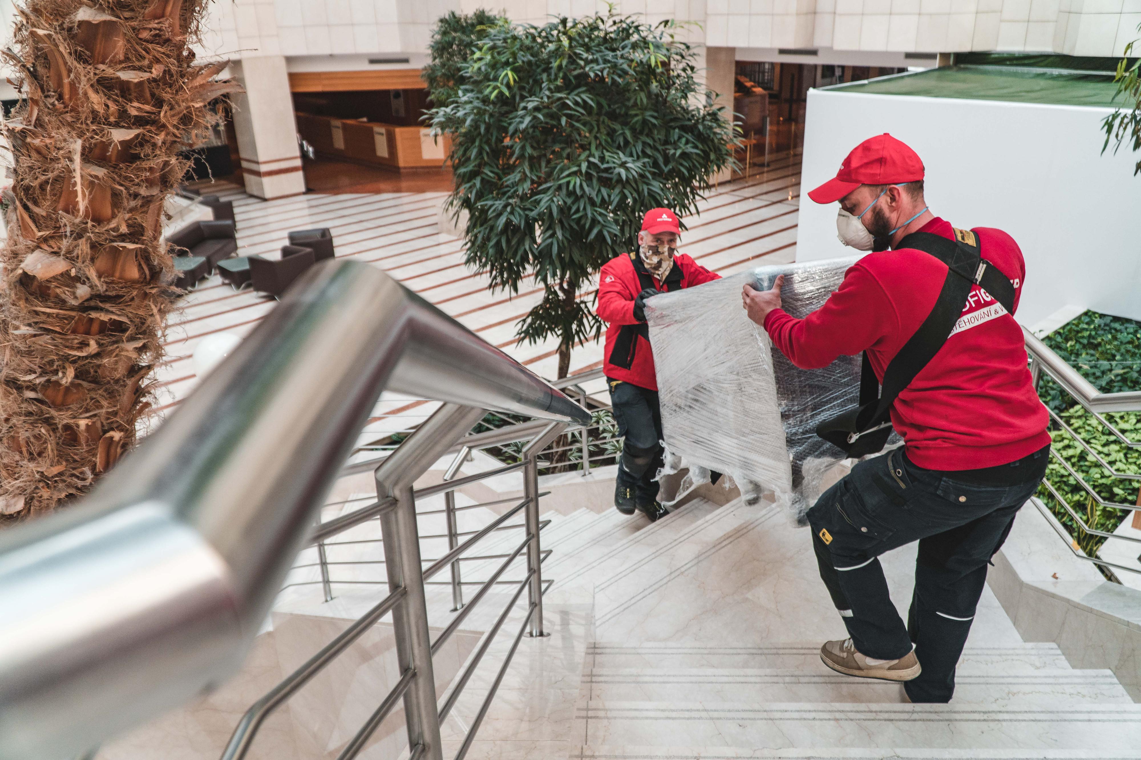 PROFIGROUP - Stěhování & Vyklízení