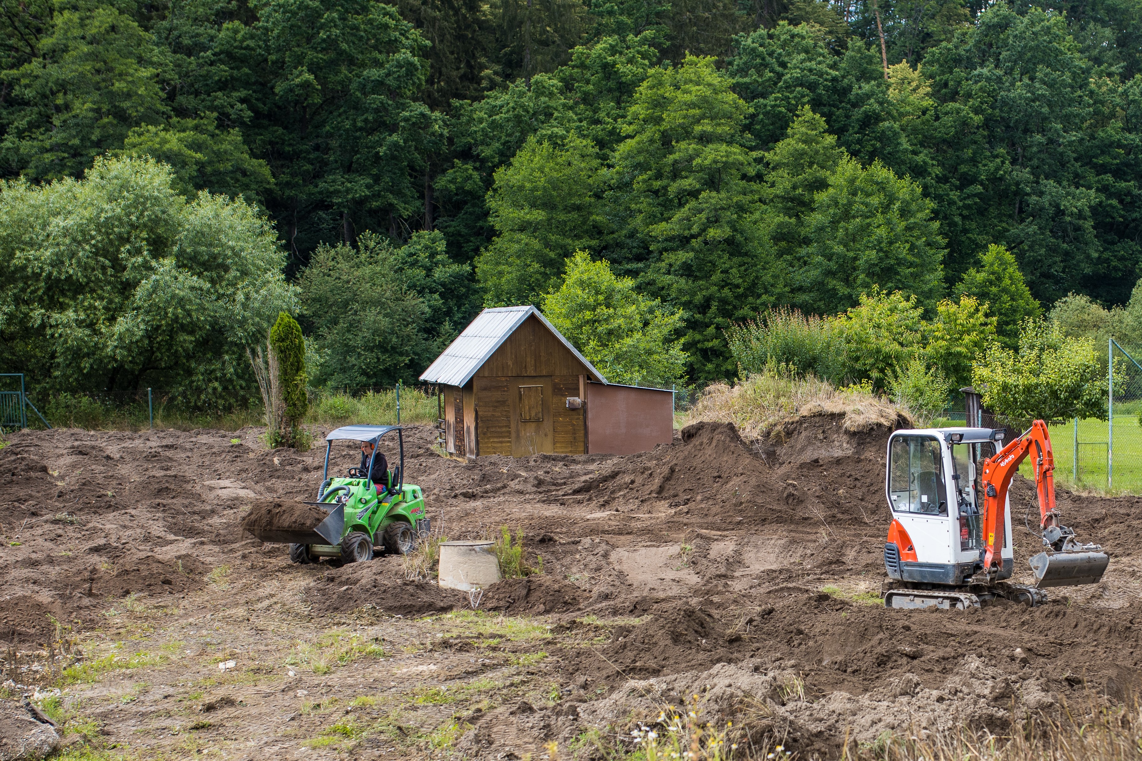 Azeleň s.r.o. - zeleň od A do Z foto 3