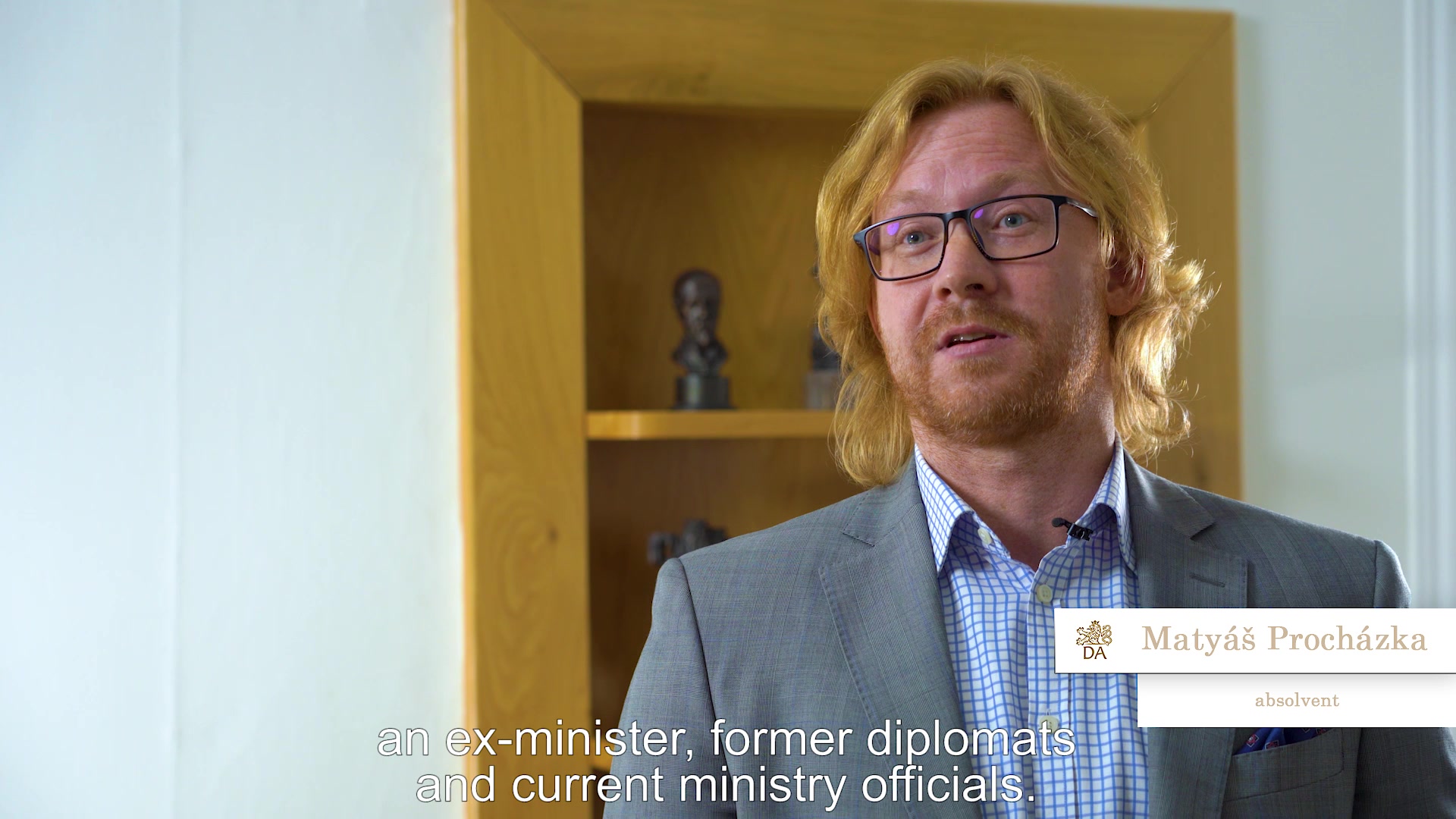 Diplomatická Akademie s.r.o. foto 2 (náhled videa)