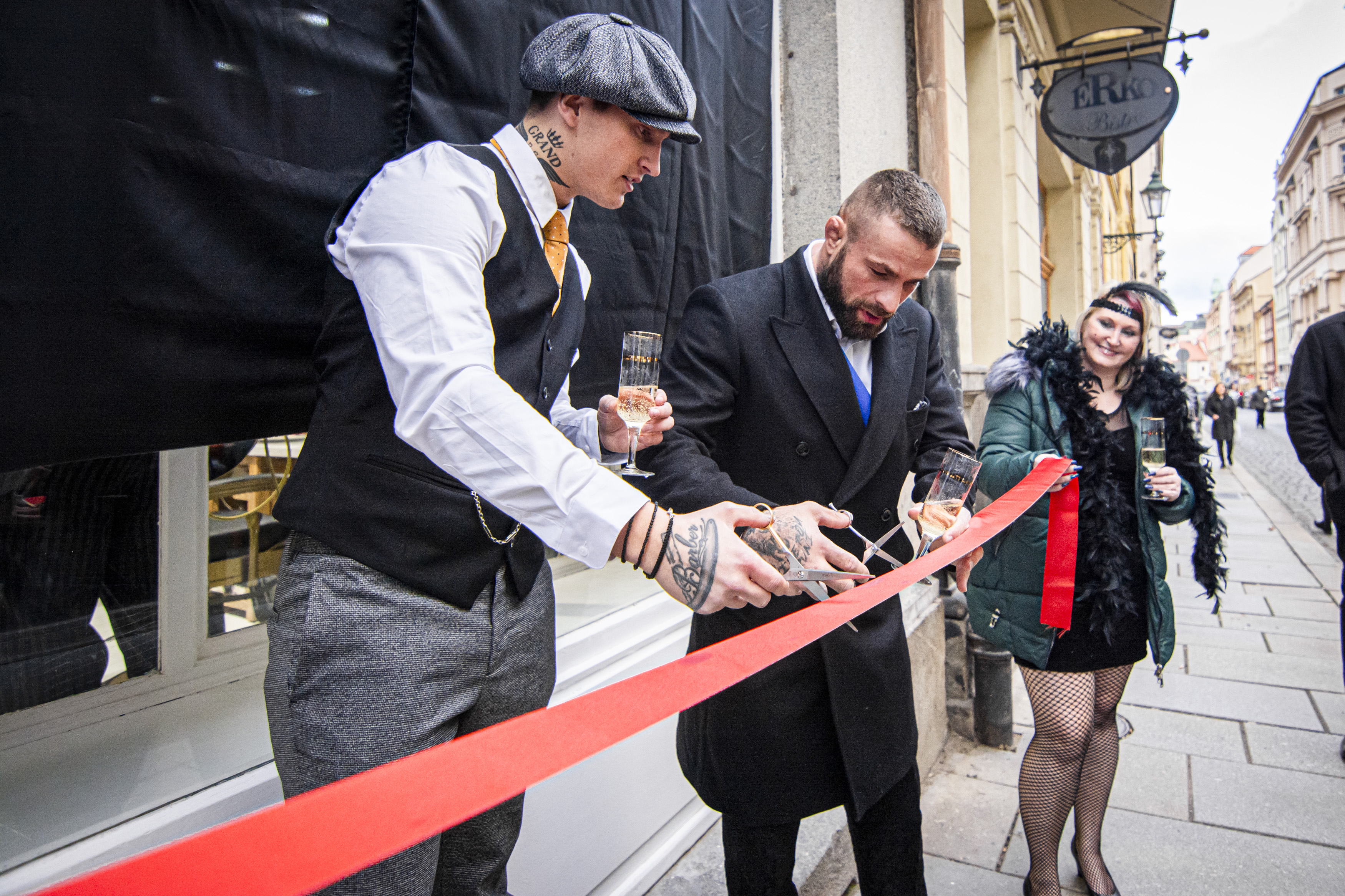 SHELBY barber shop foto 2