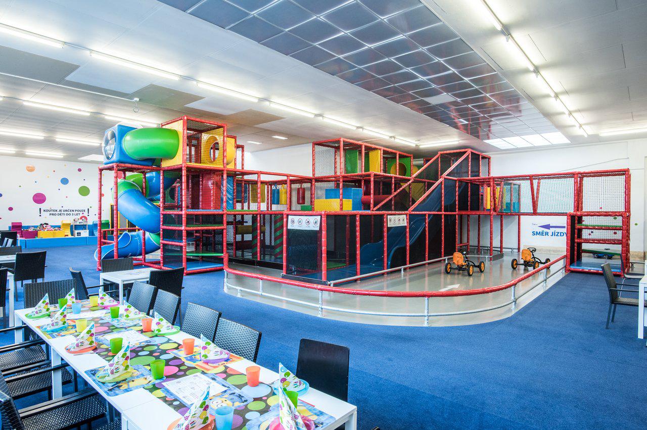 Šaškárna dětský park a kavárna foto 2