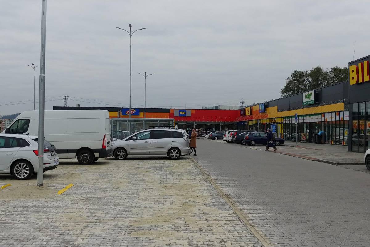 Obchodní galerie Zahrádky foto 2