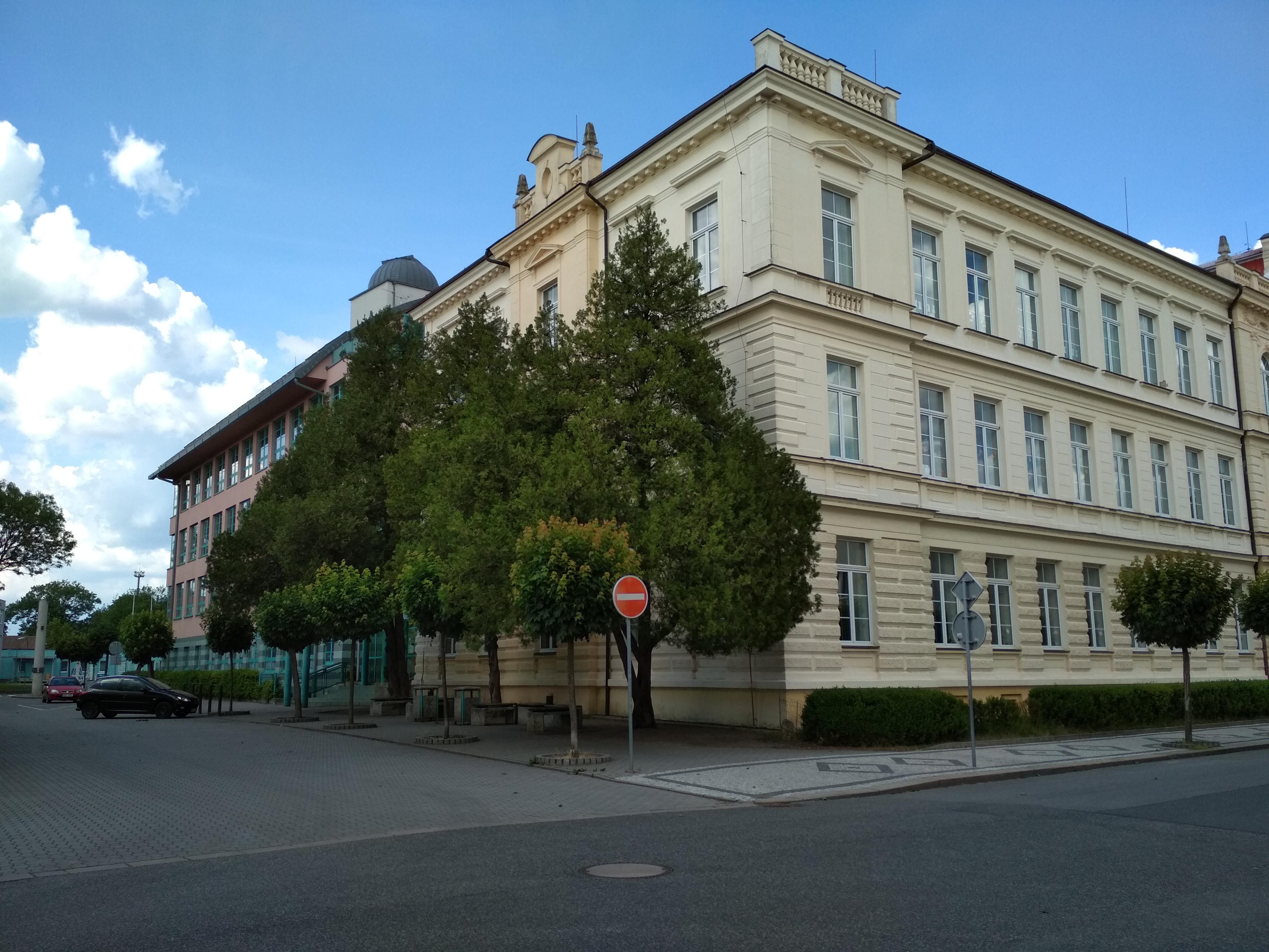 ZŠ Nymburk, Komenského foto 3