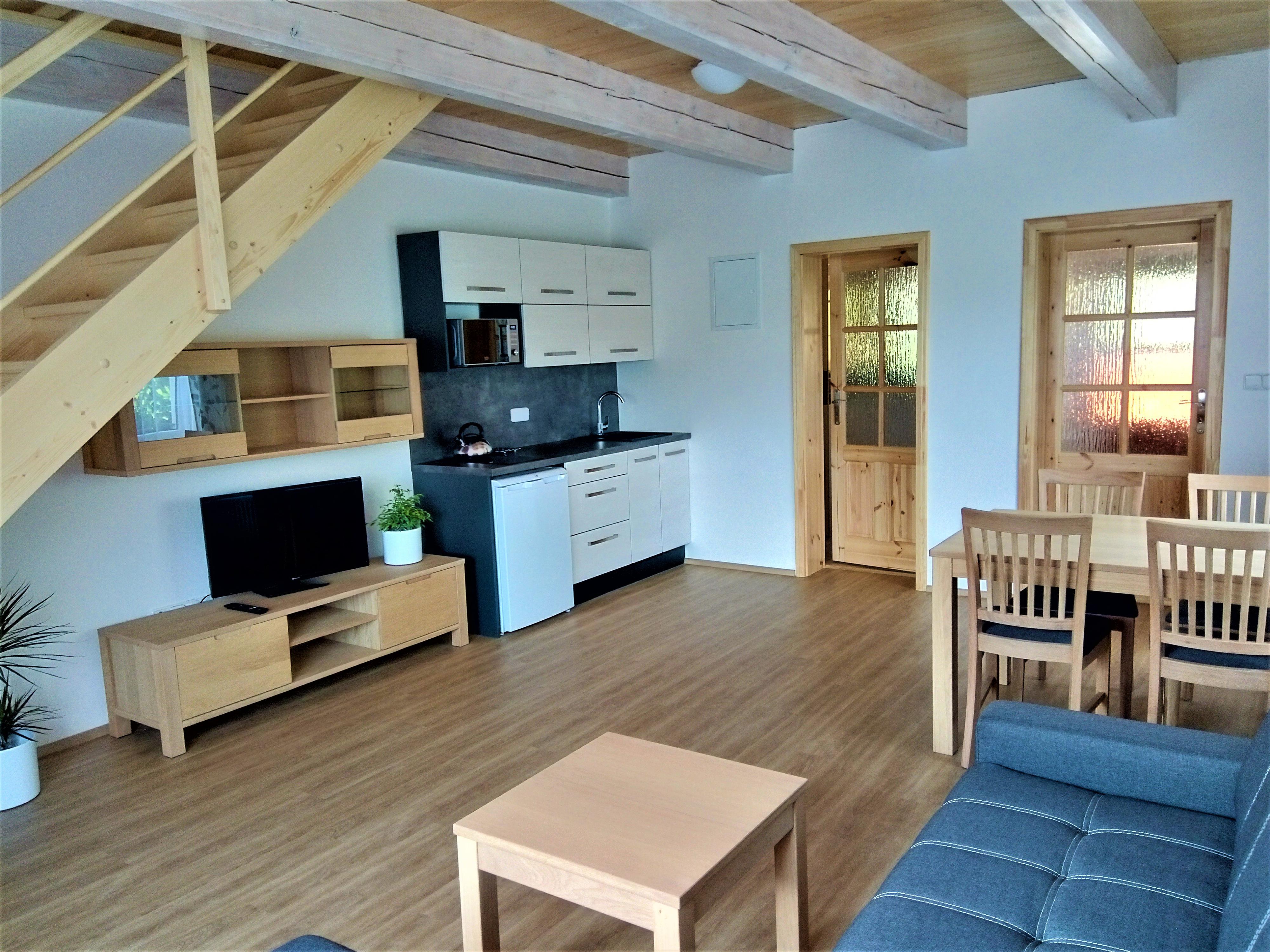 Chlum - restaurace a apartmány foto 2