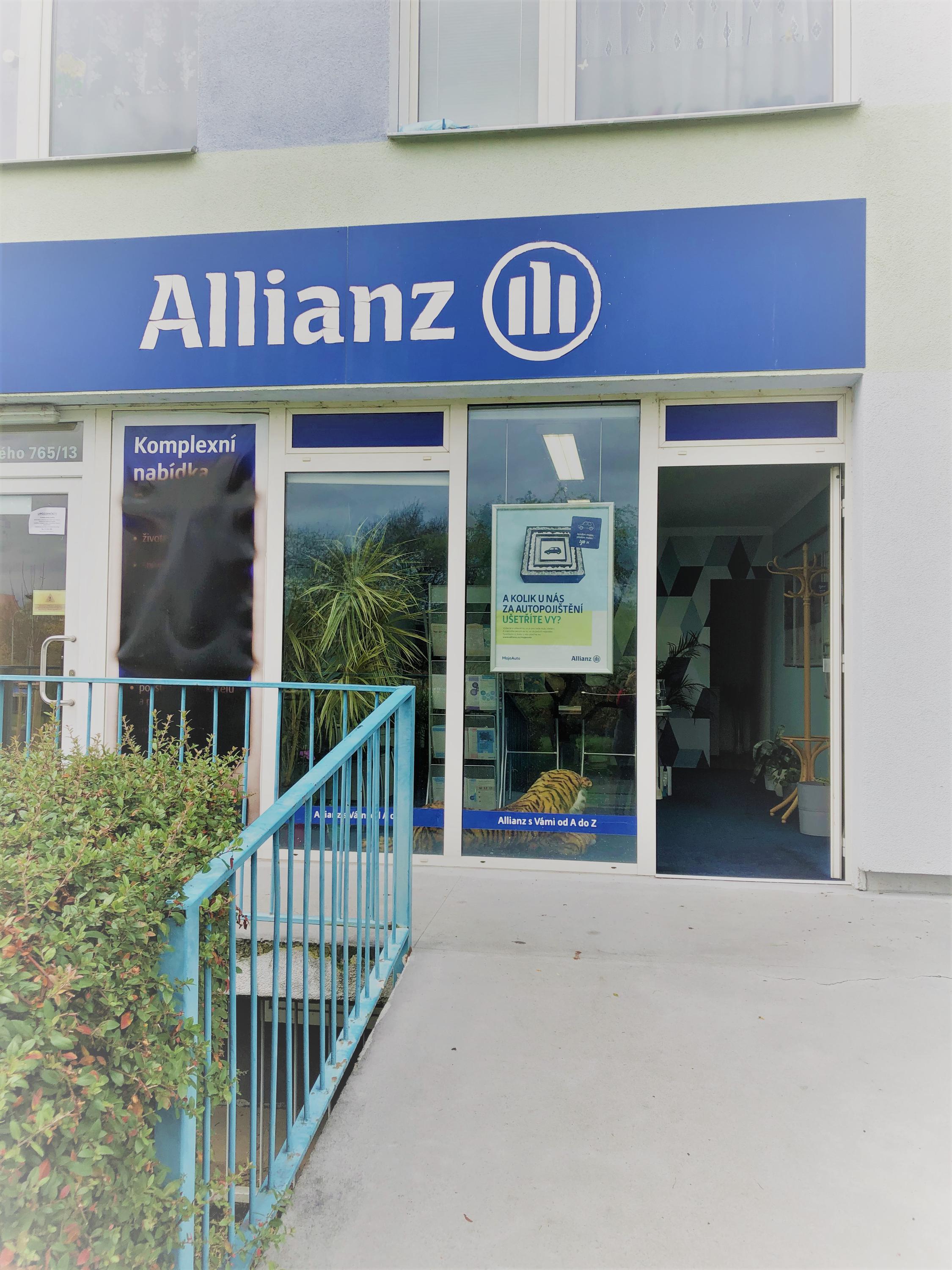 Allianz pojišťovna - Naděžda R. Prchalová - Háje (Allianz - Prchalová foto 4