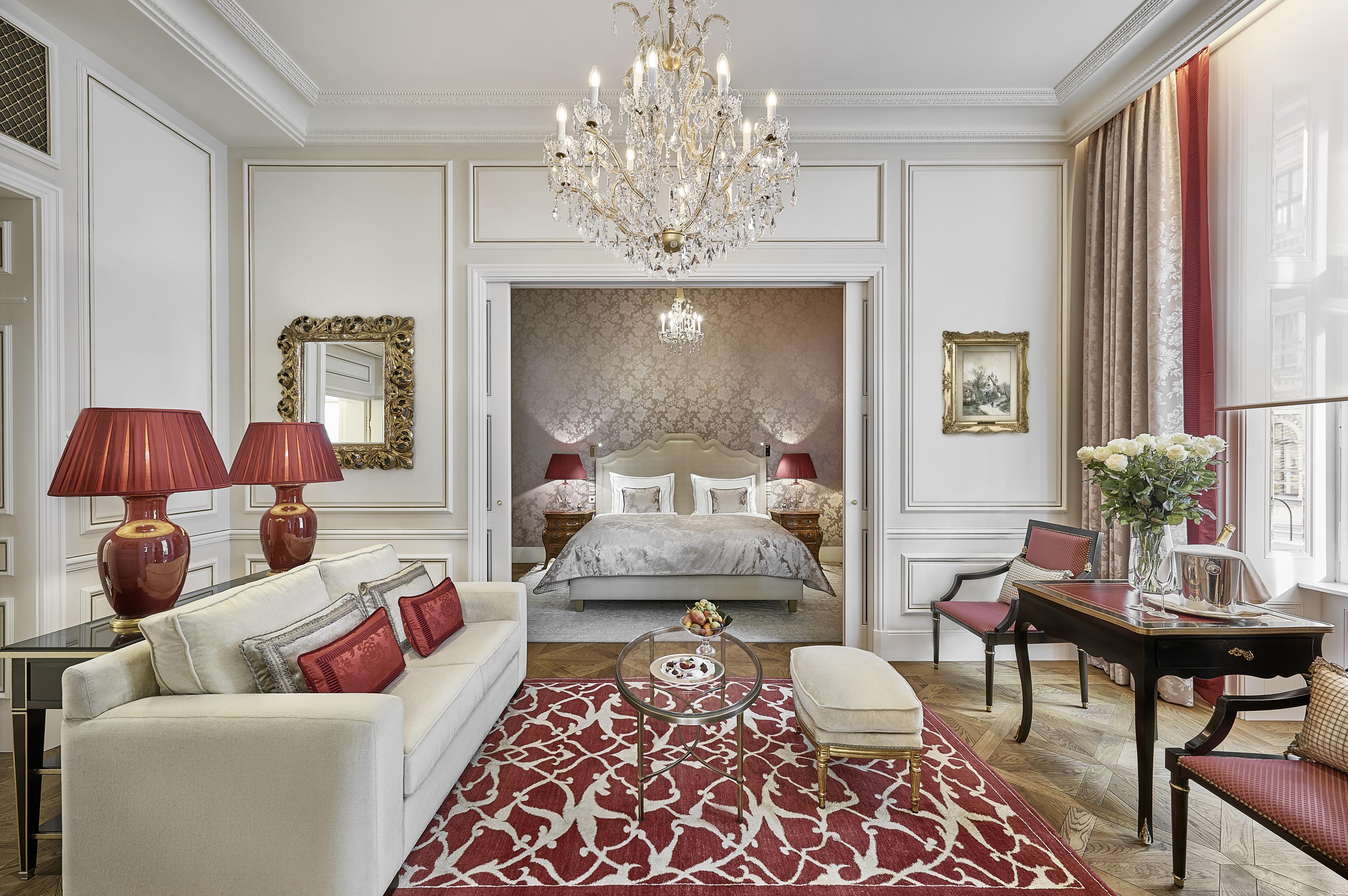 Ocean and Luxury Travel