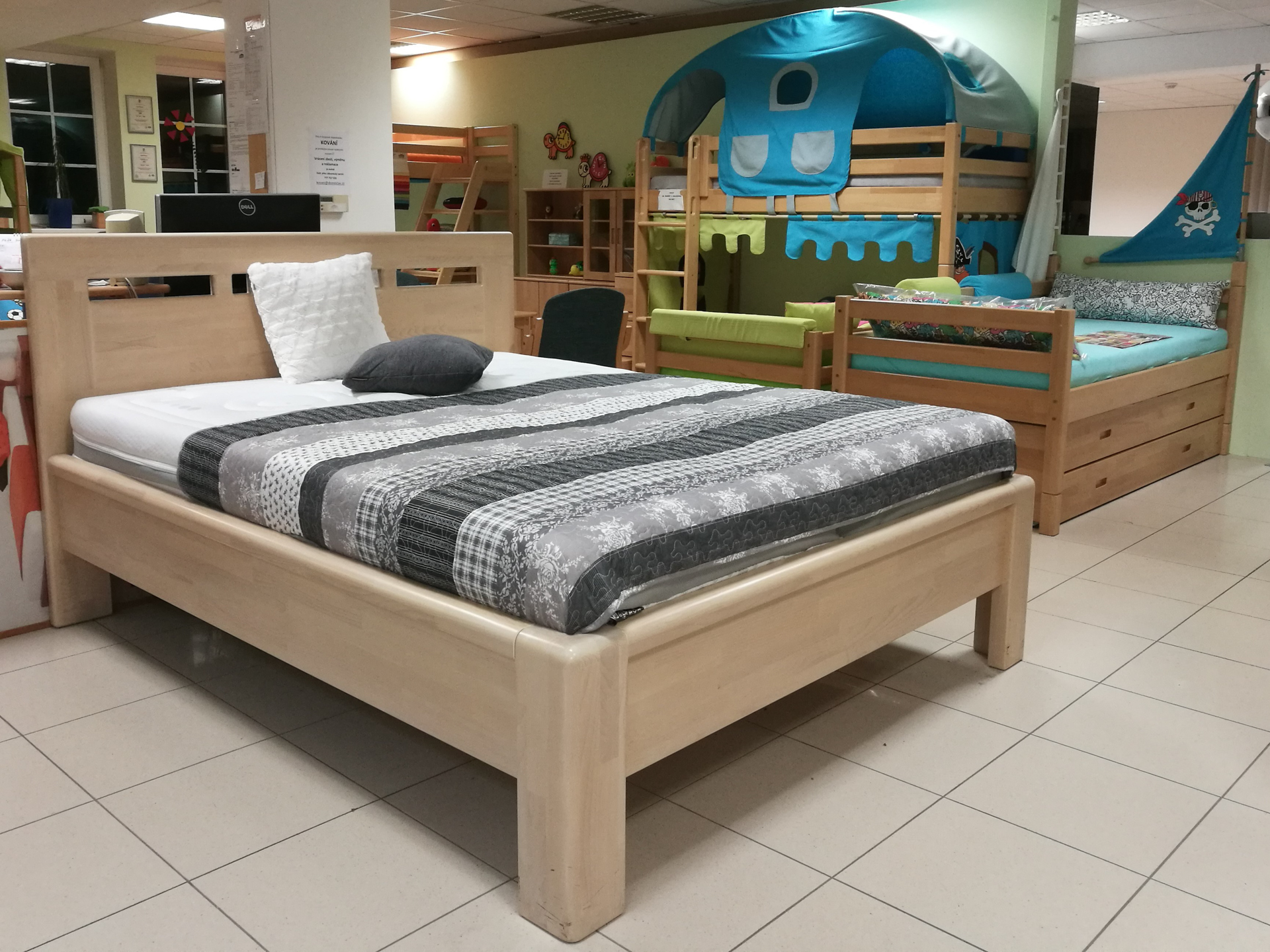 Nábytek z masivu DOMESTAV s.r.o. foto 6